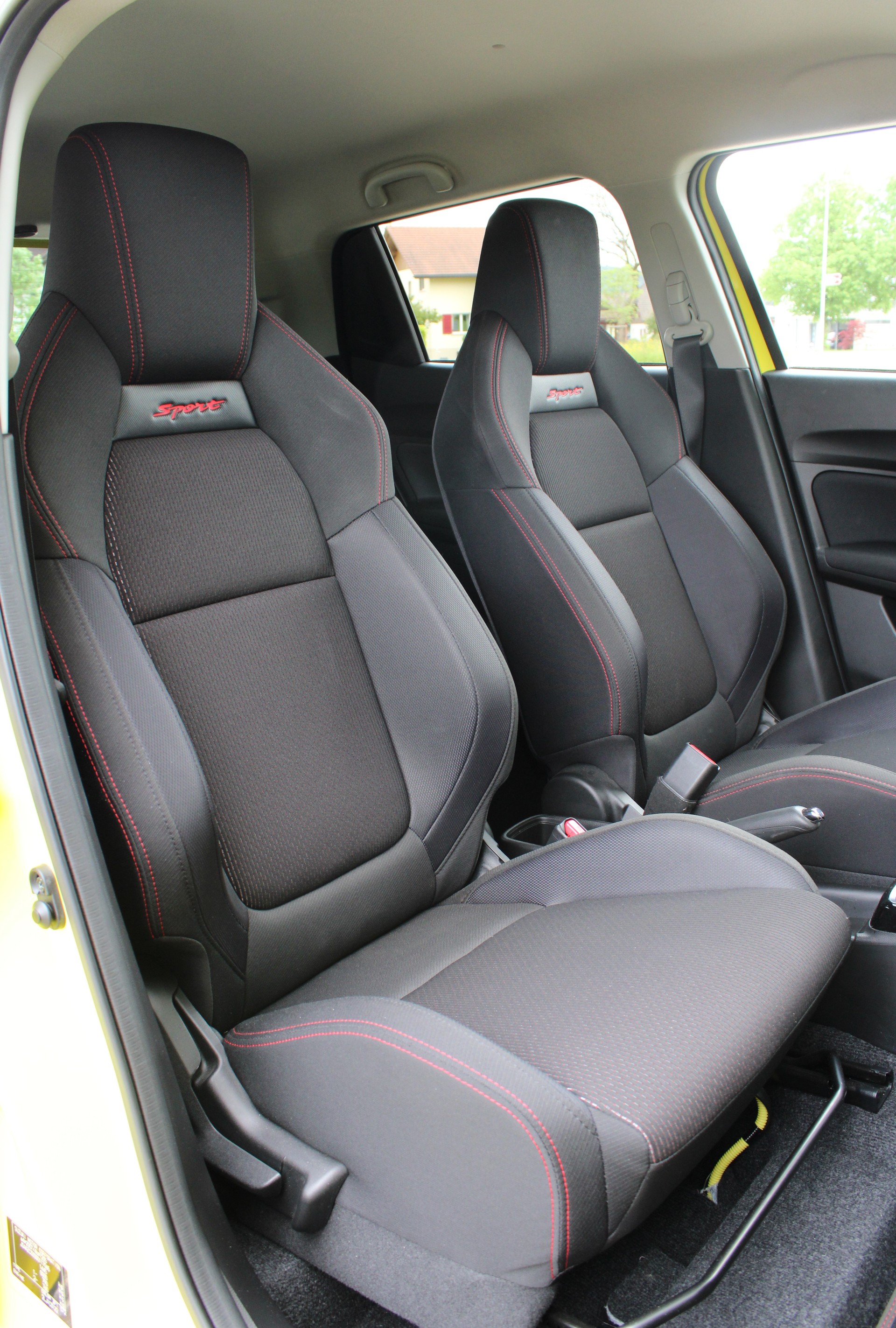 SUZUKI Swift Sport 1.4i 16V Swiss Edition-image-13
