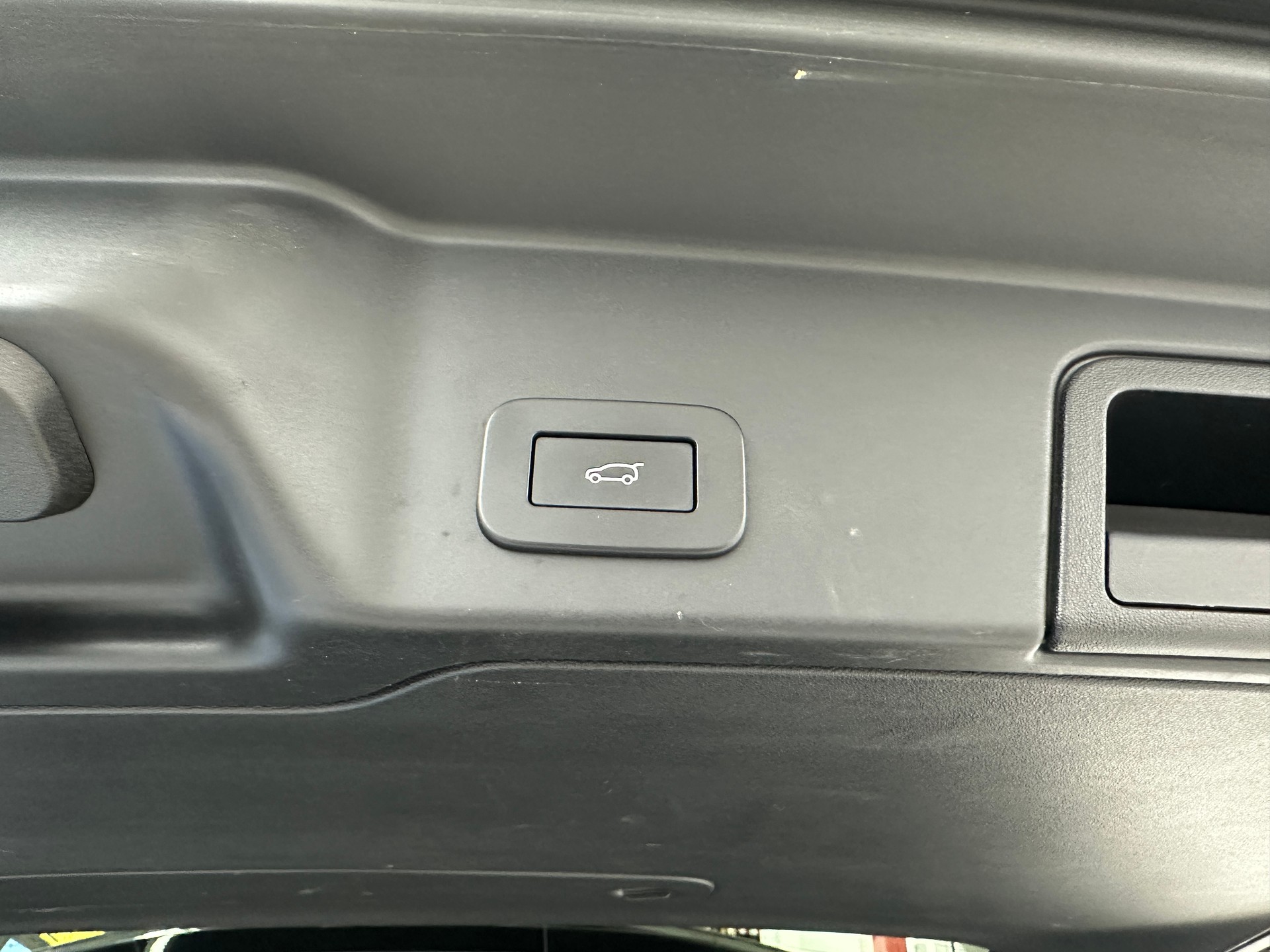 LAND ROVER Range Rover Evoque R-Dynamic P 200 SE AT9-image-12