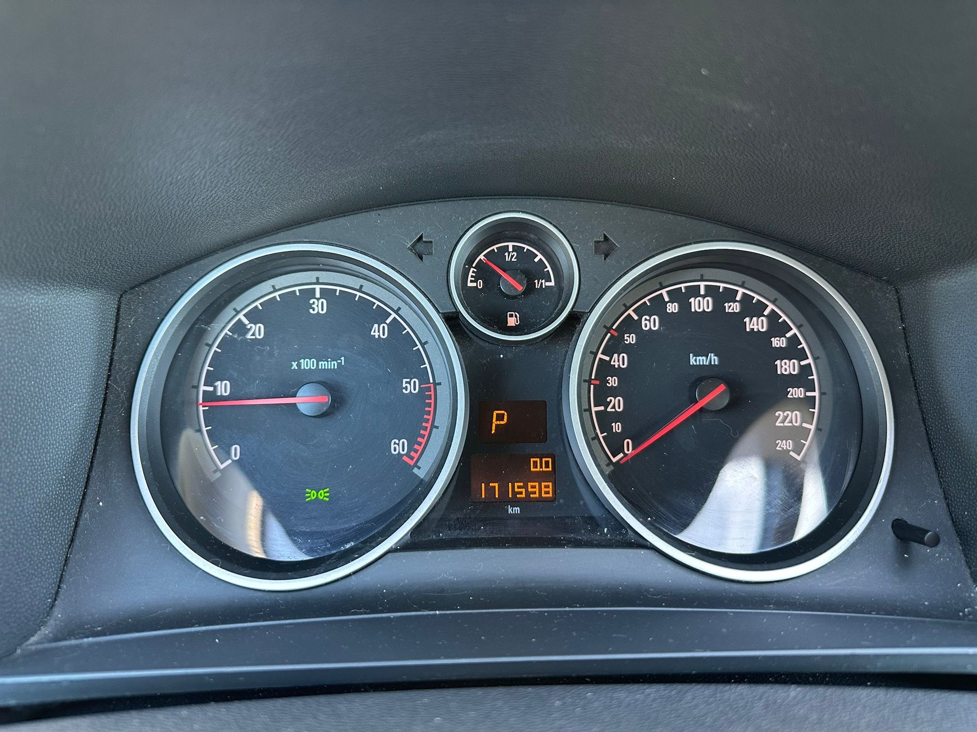 OPEL Zafira 1.9 CDTI Automatic-image-8