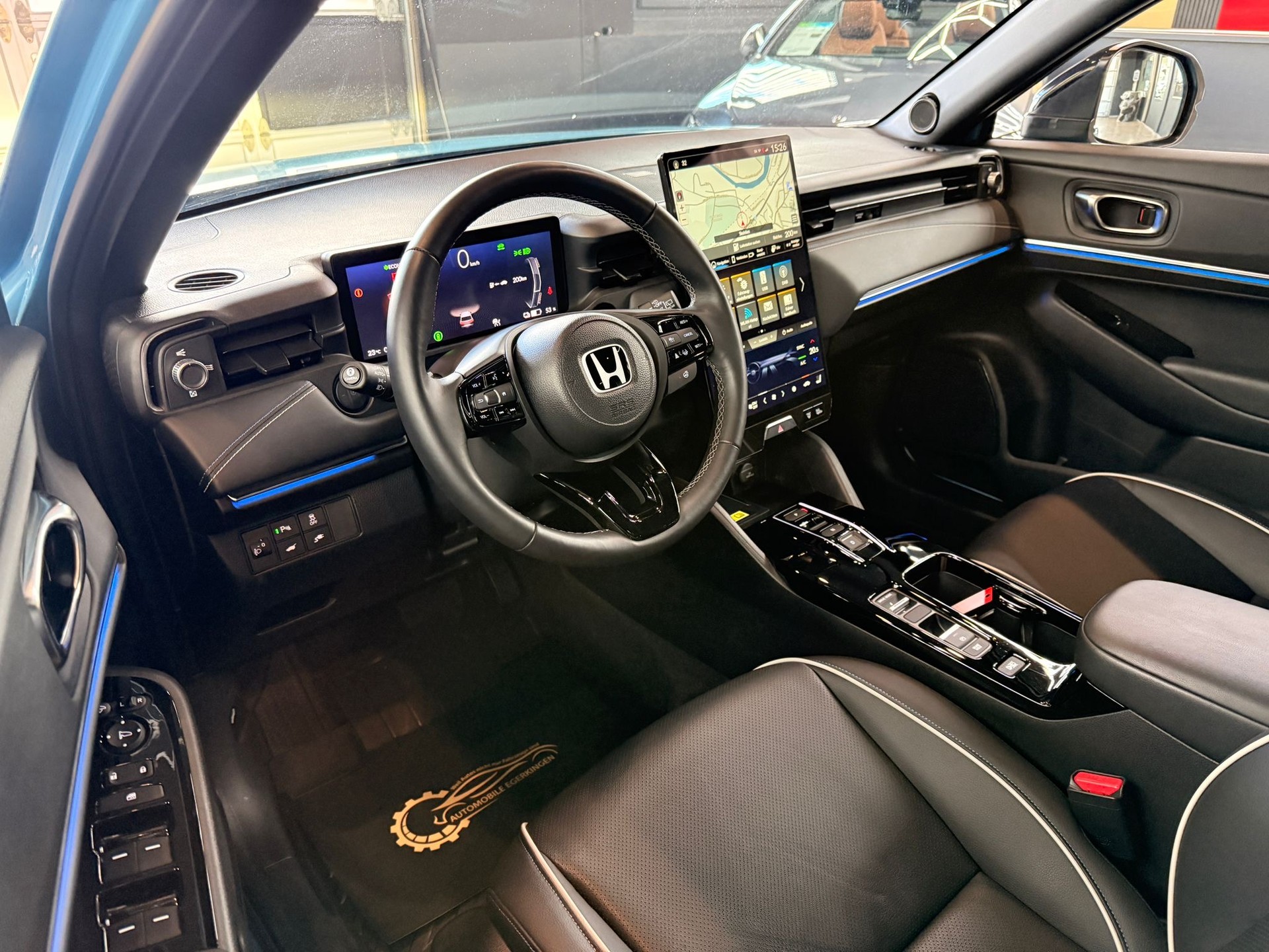 HONDA Ny1 Advance-image-8