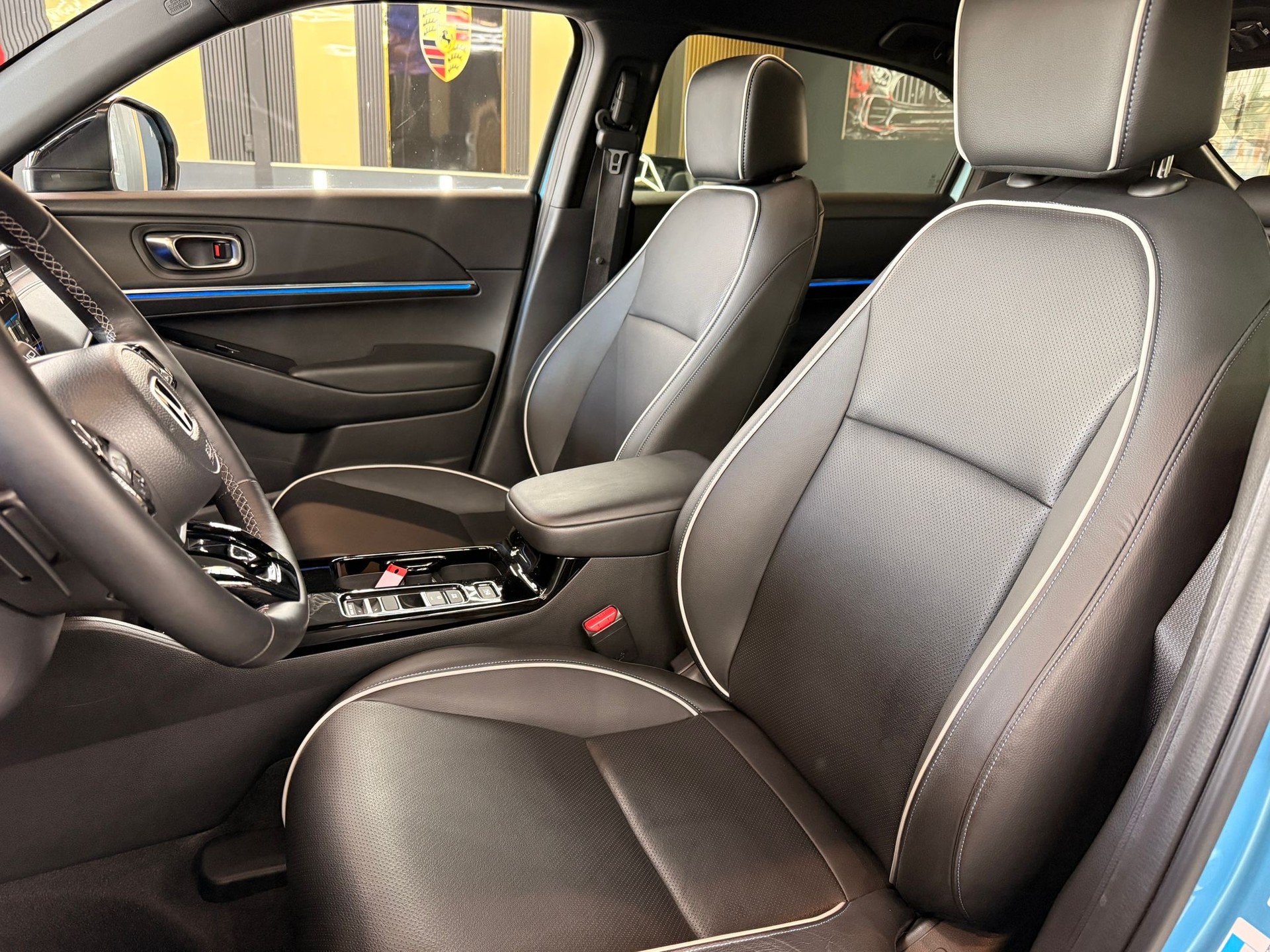 HONDA Ny1 Advance-image-9