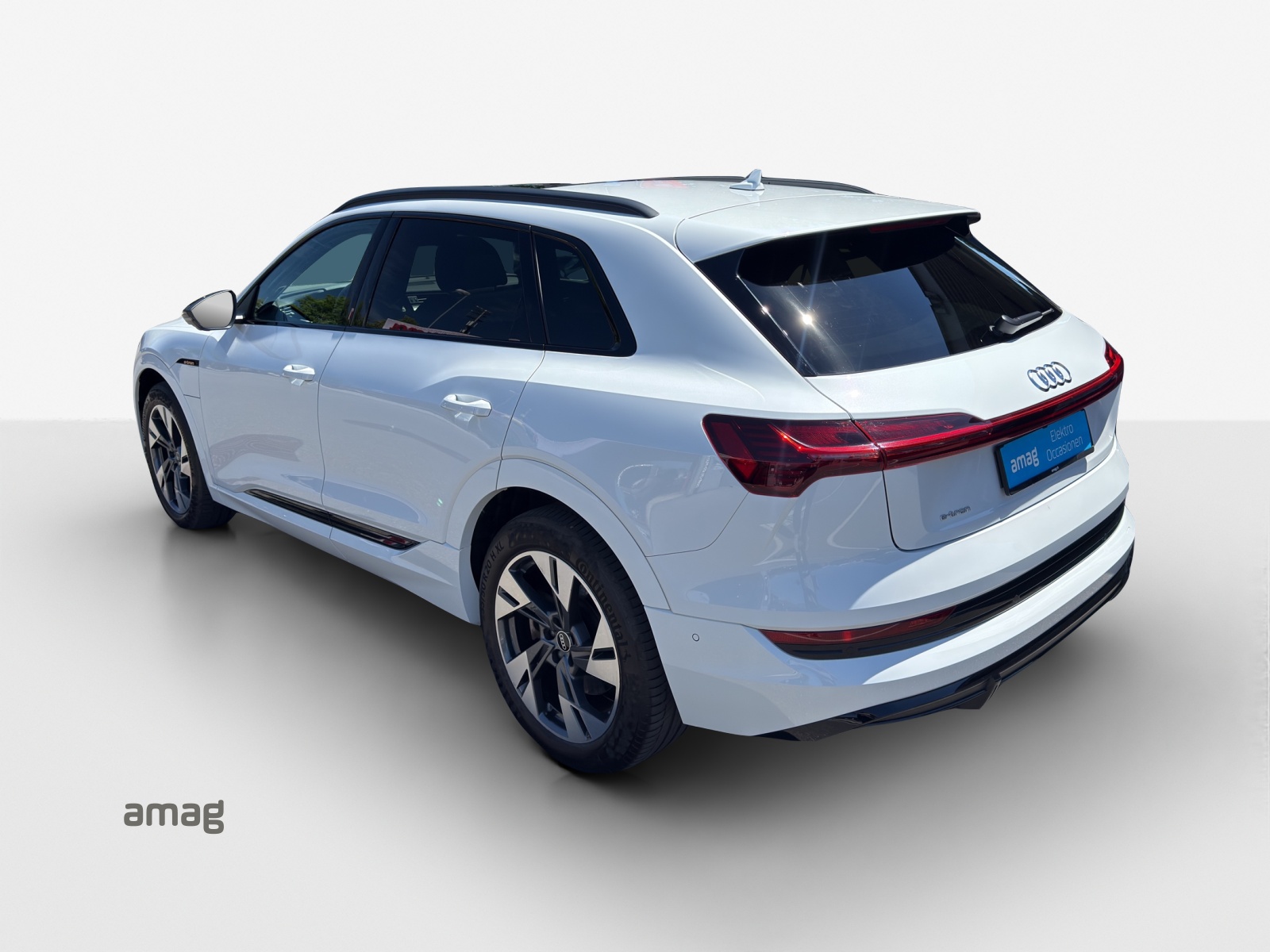 AUDI e-tron 50 S Line quattro-showroom-element-2