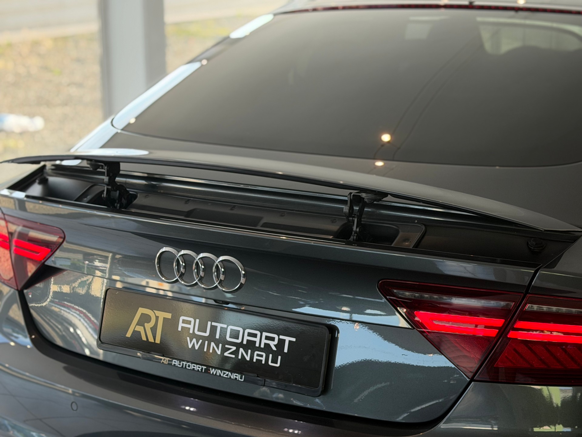 AUDI S7 Sportback 4.0 TFSI V8 quattro S-tronic **TOP Ausstattung**-image-8