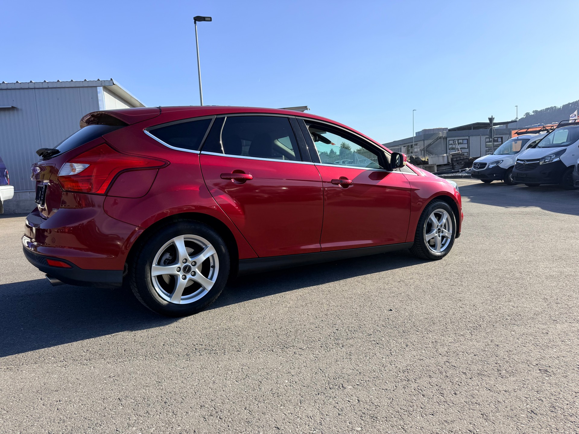 FORD Focus 1.6 SCTi Titanium-image-9