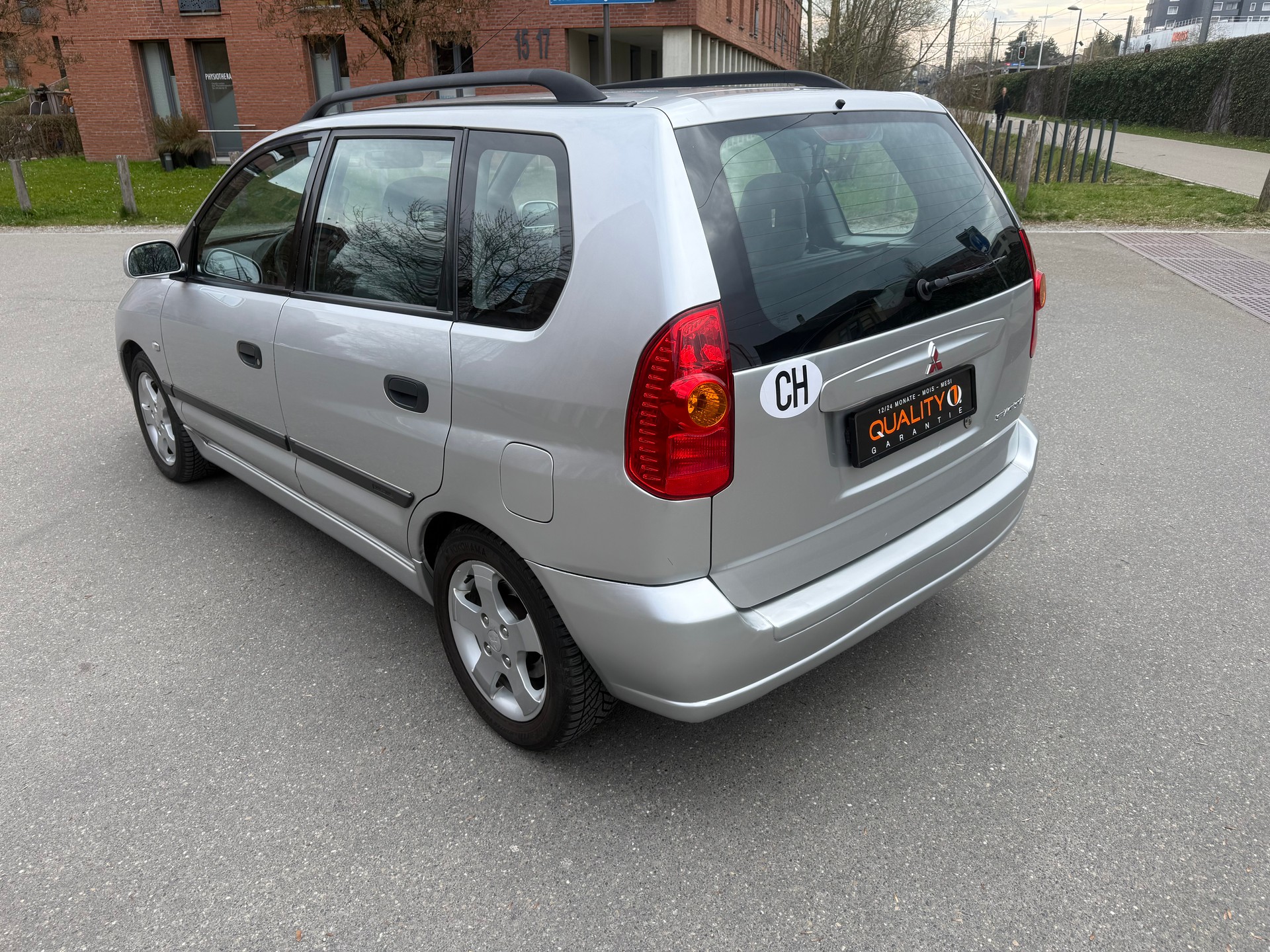 MITSUBISHI Space Star 1.8 16V Premium-image-9