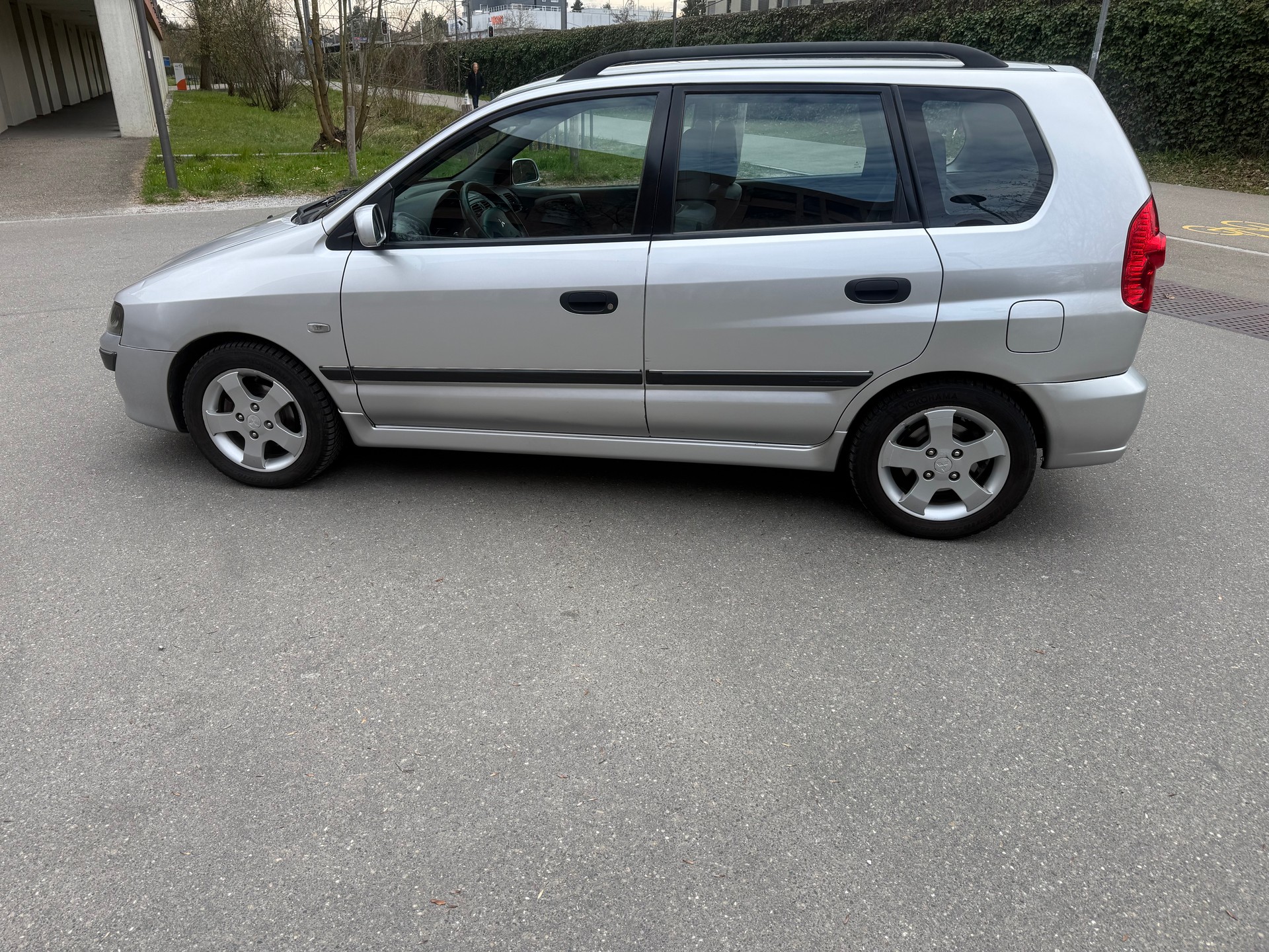 MITSUBISHI Space Star 1.8 16V Premium-image-11