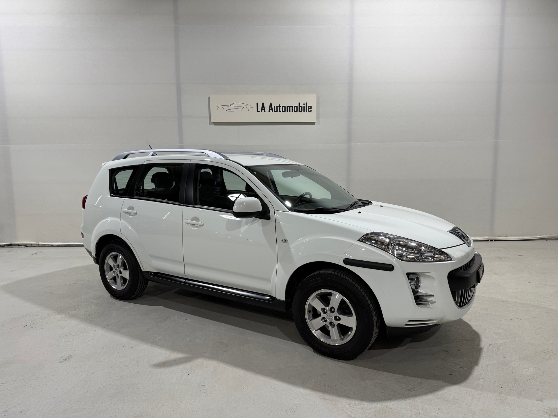 PEUGEOT 4007 2.4 Dynamic-image-5