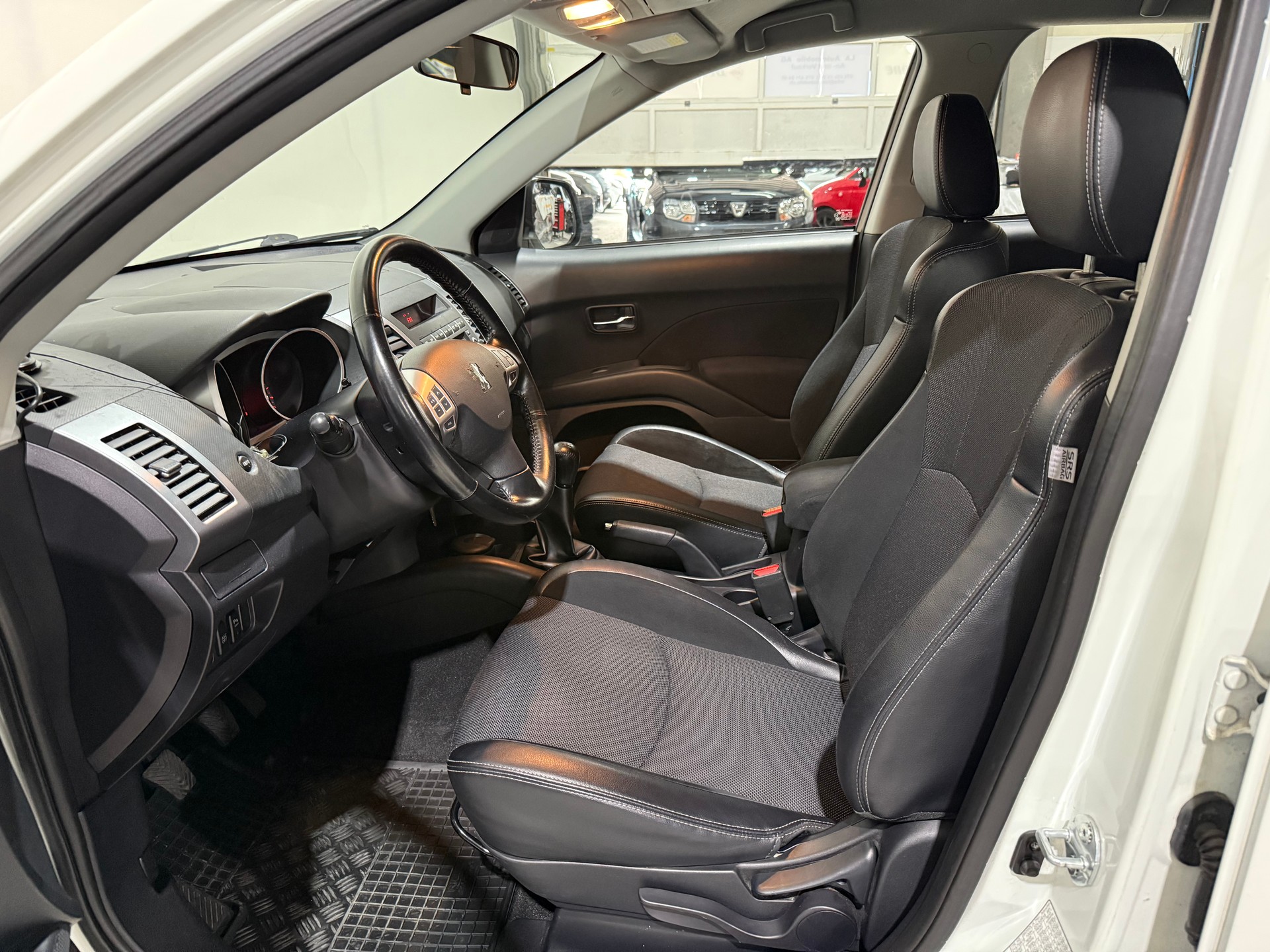 PEUGEOT 4007 2.4 Dynamic-image-13