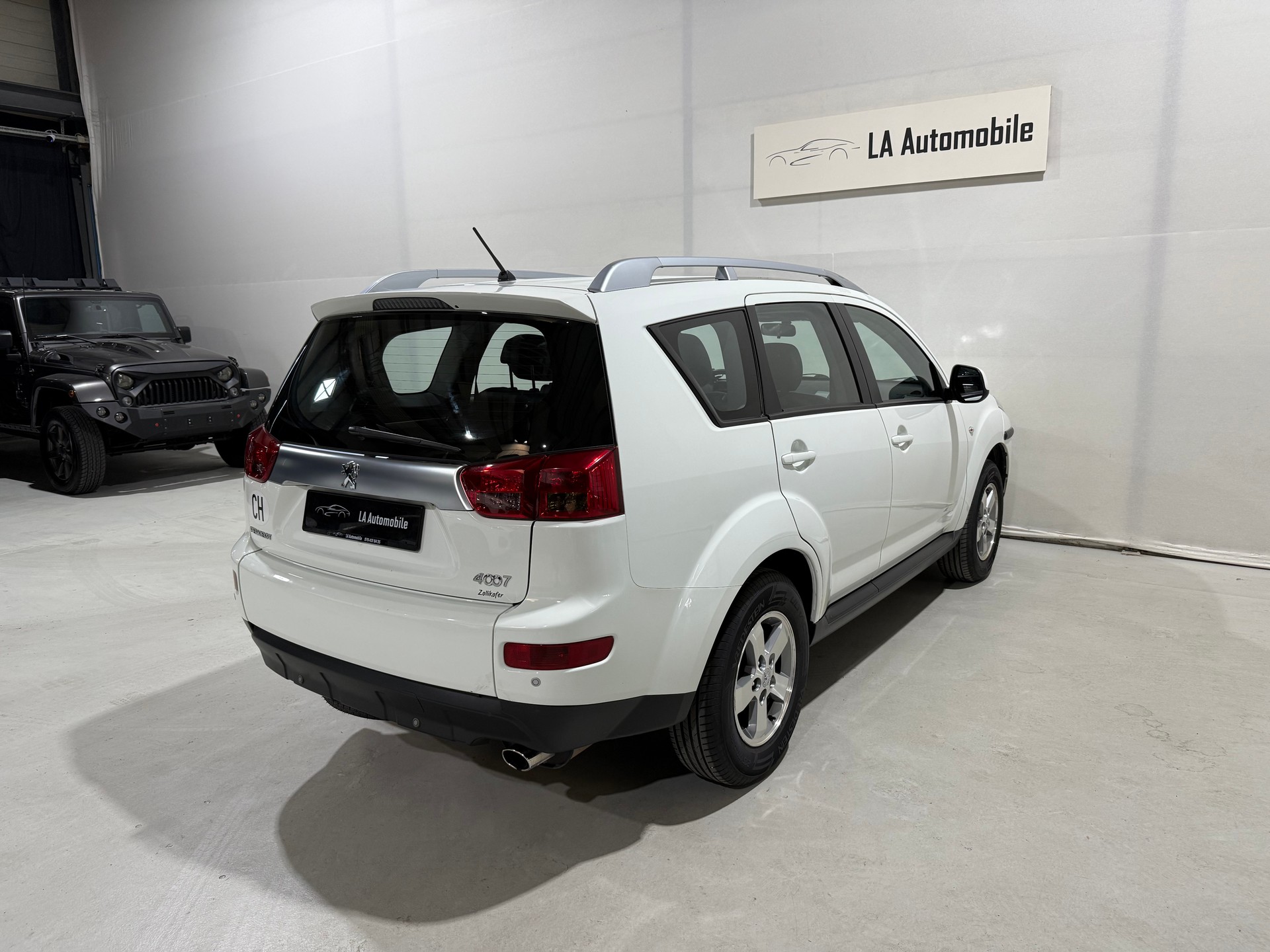 PEUGEOT 4007 2.4 Dynamic-image-8