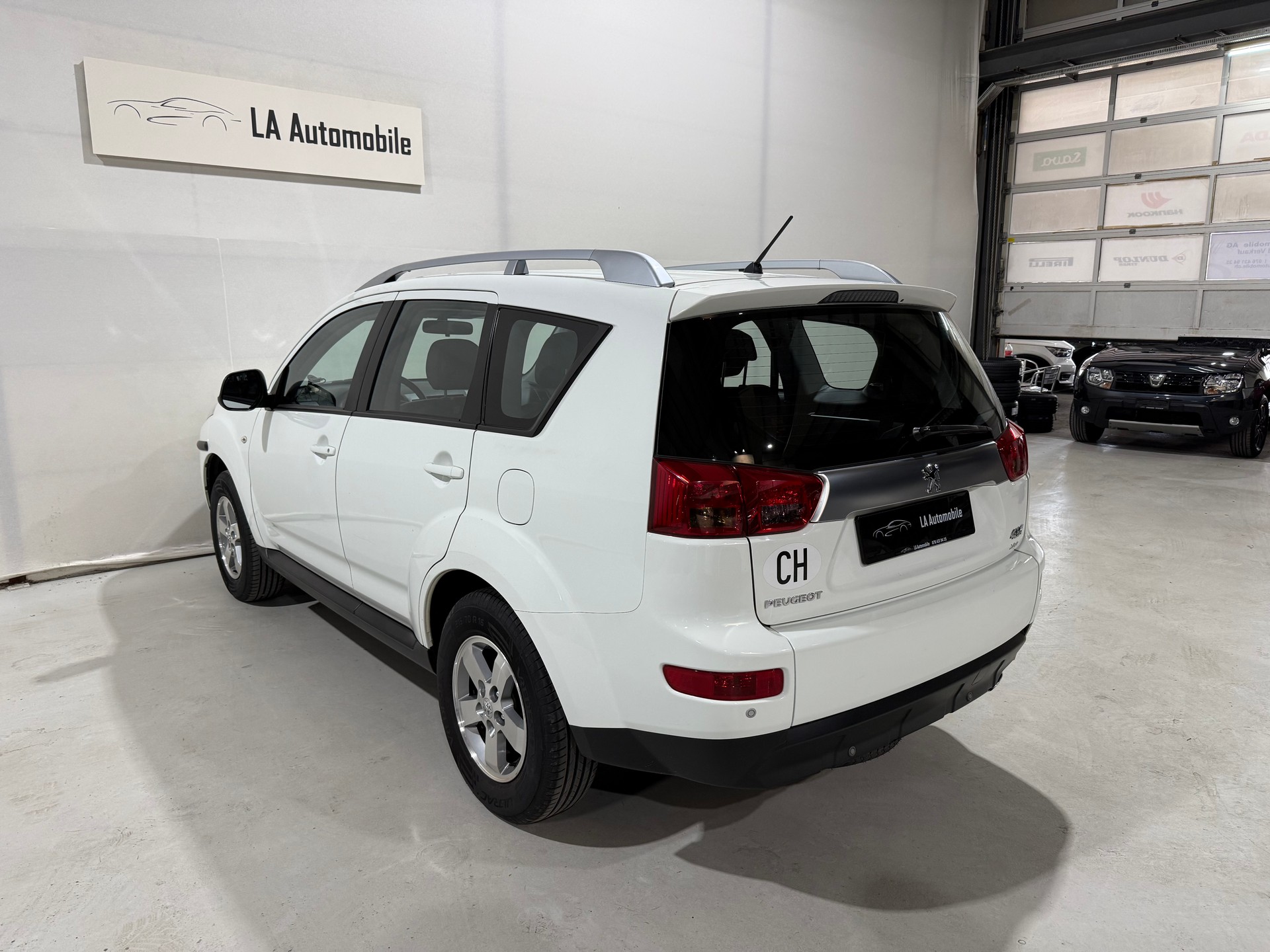 PEUGEOT 4007 2.4 Dynamic-image-9