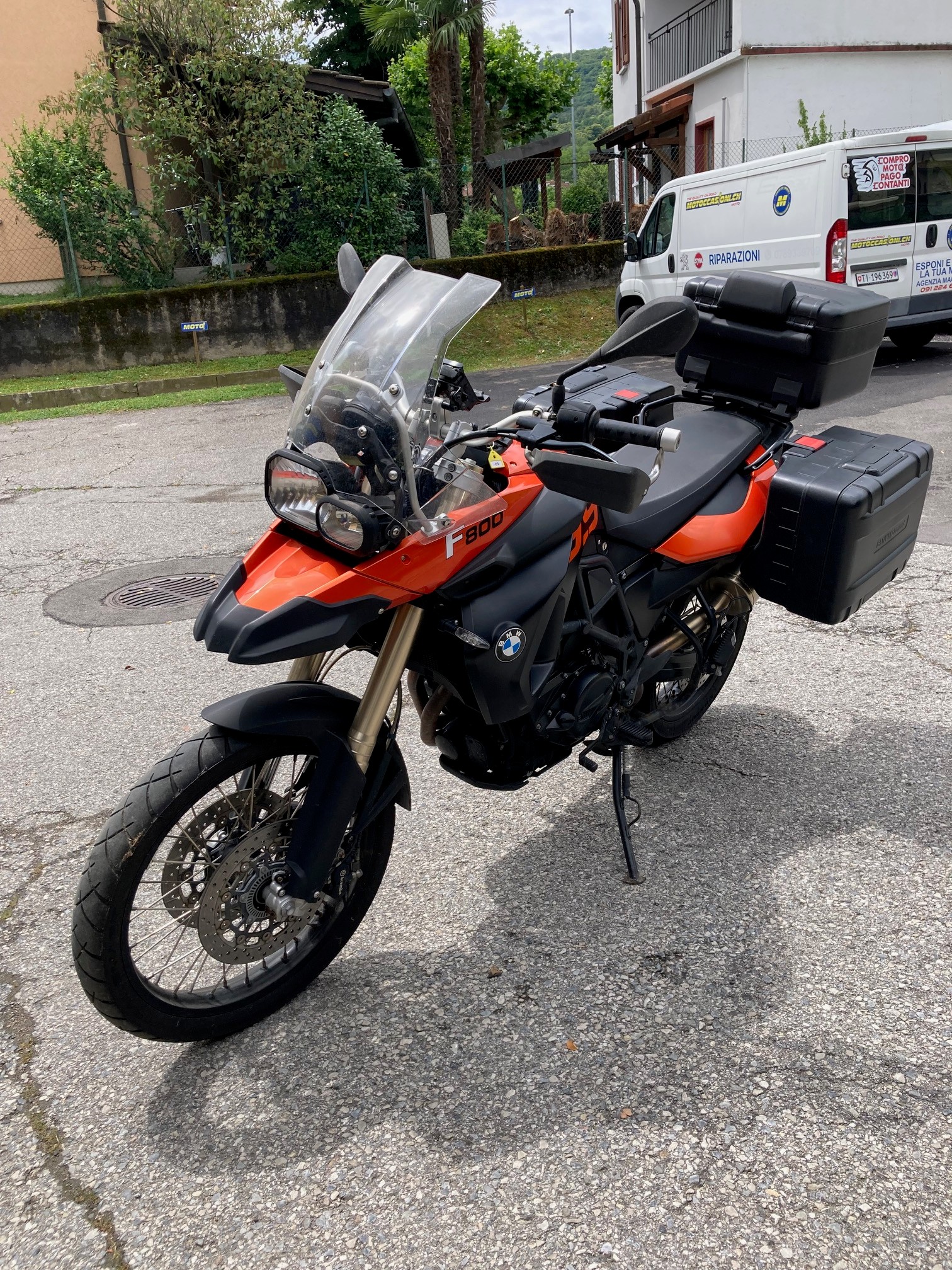 BMW F 800 GS-image-3