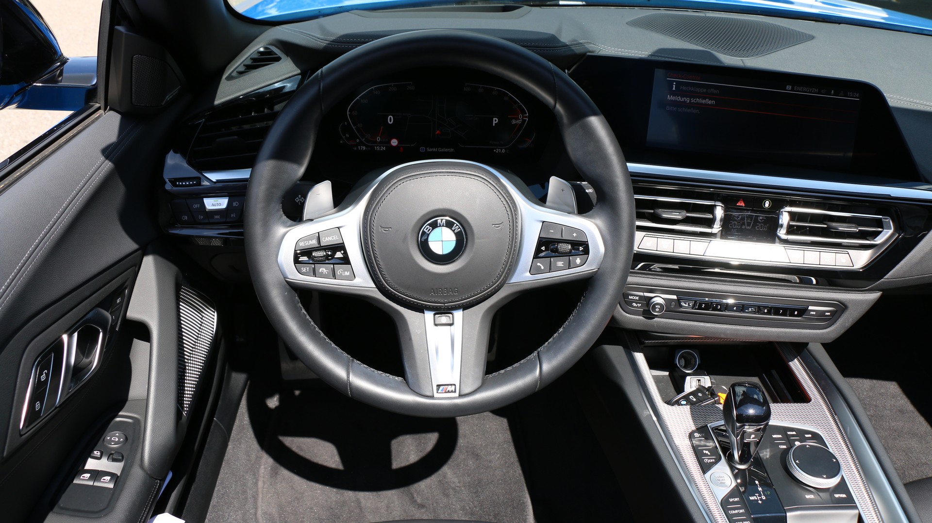 BMW Z4 sDrive 20i M Sport-image-24