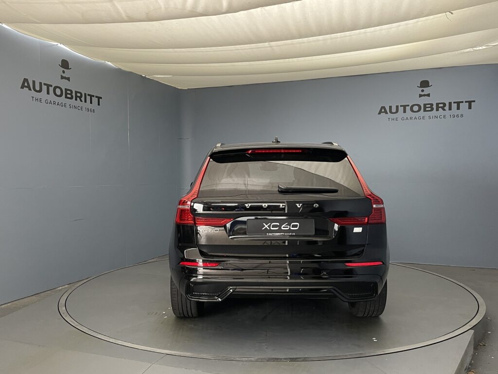 VOLVO XC60 2.0 T6 TE Ultimate Dark eAWD-showroom-element-1