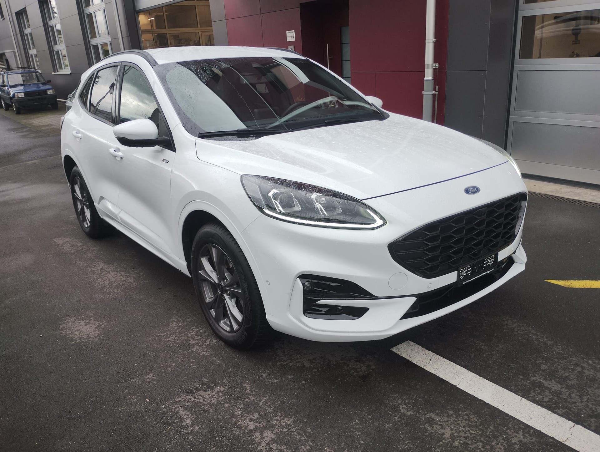 FORD Kuga 2.5 FHEV ST-Line X 4WD-image-1