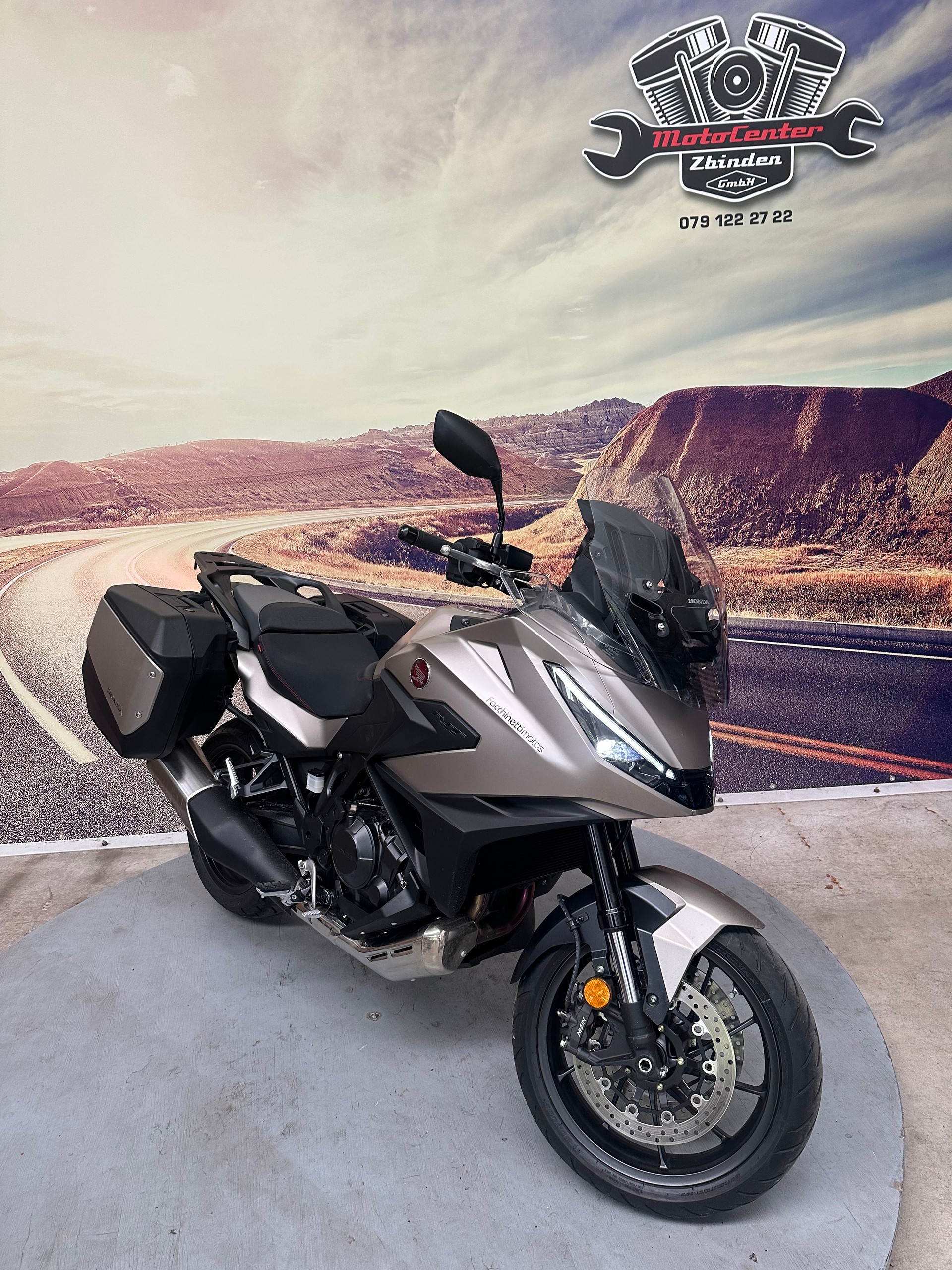 HONDA NT 1100-image-1