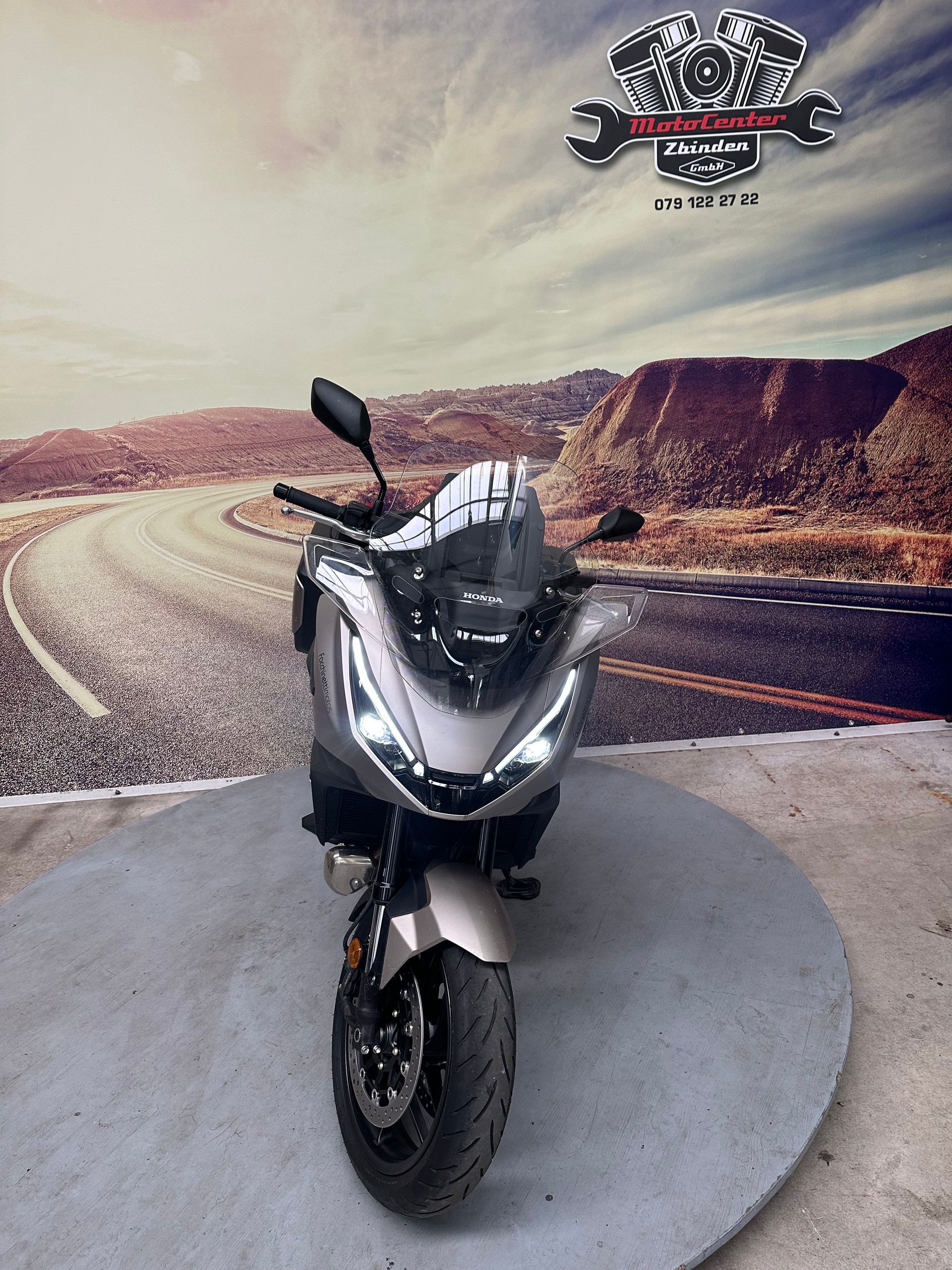 HONDA NT 1100-image-2