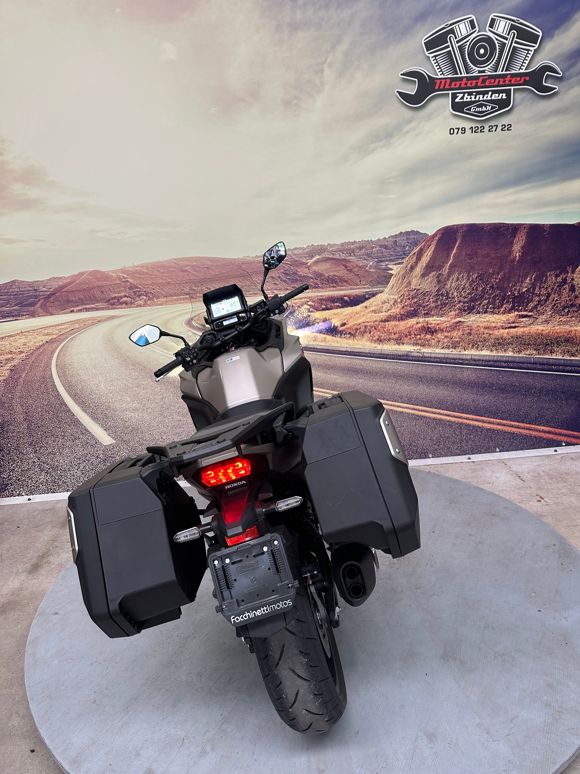 HONDA NT 1100-image-7