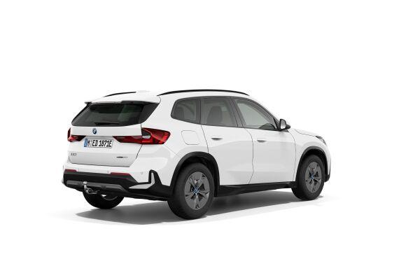 BMW iX1 20 eDrive U11 AHK-700 KG 📍-showroom-element-1