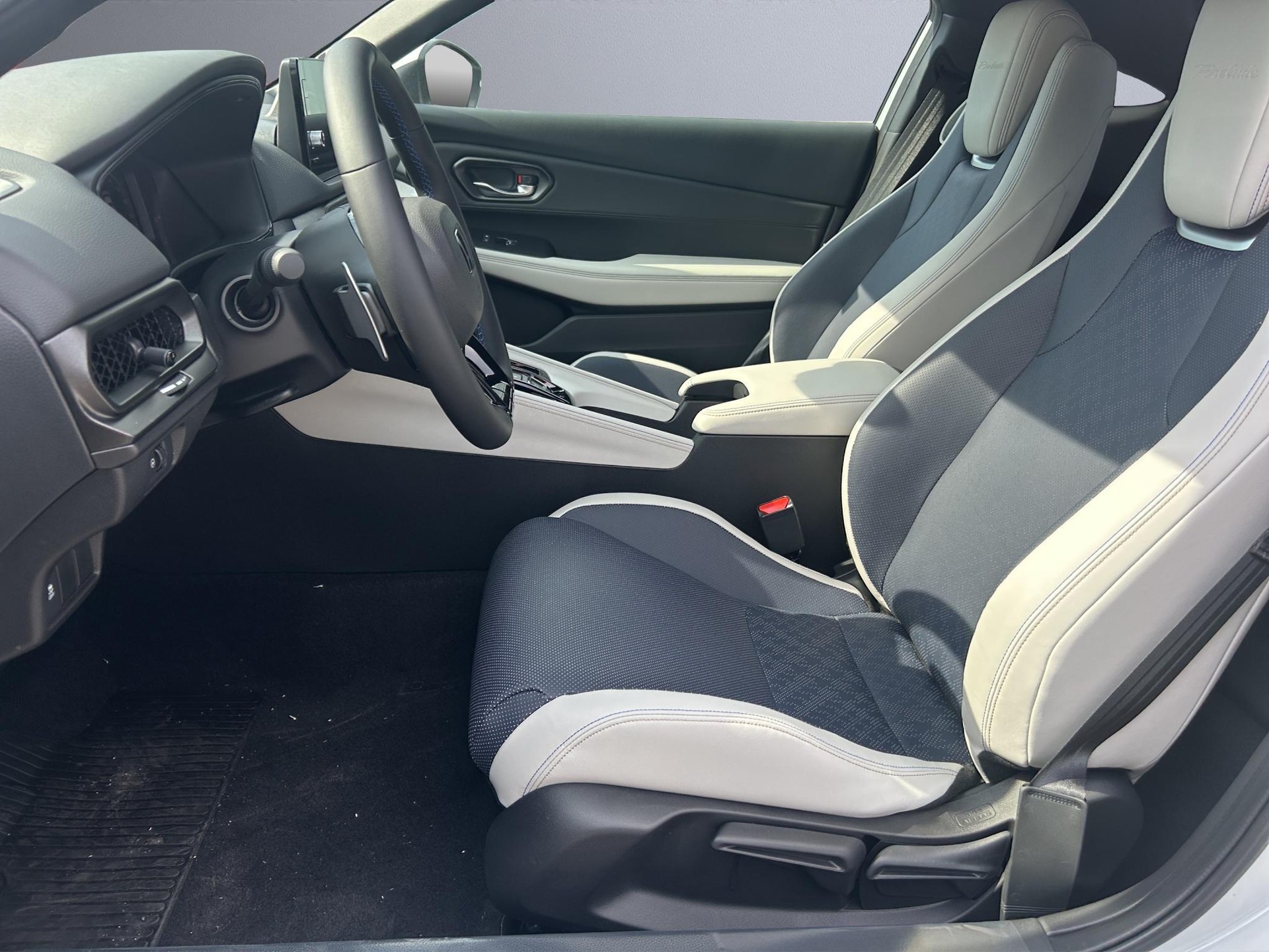 HONDA Prelude 2.0 i-MMD Advance-image-9
