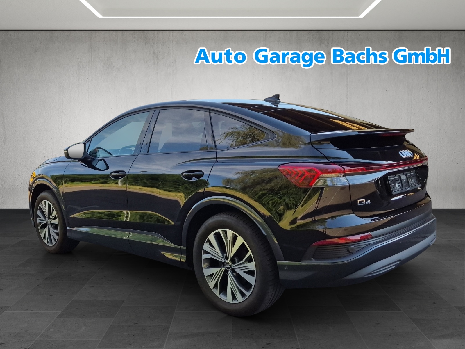 AUDI Q4 Sportback e-tron 35-showroom-element-2