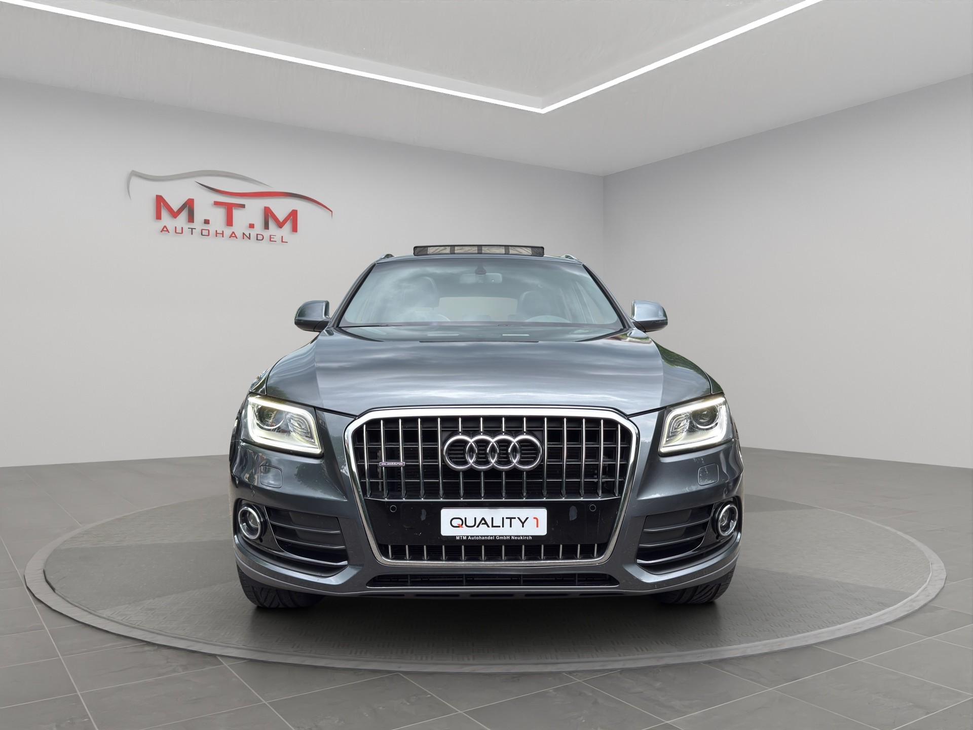 AUDI Q5 3.0 TFSI quattro tiptronic-showroom-element-2