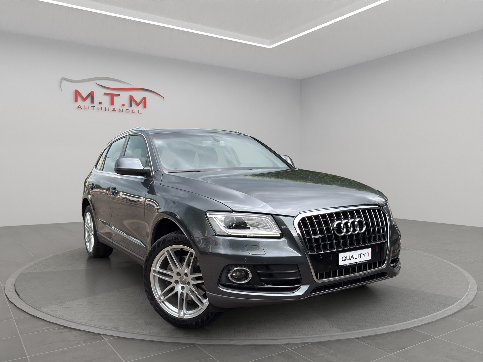 AUDI Q5 3.0 TFSI quattro tiptronic