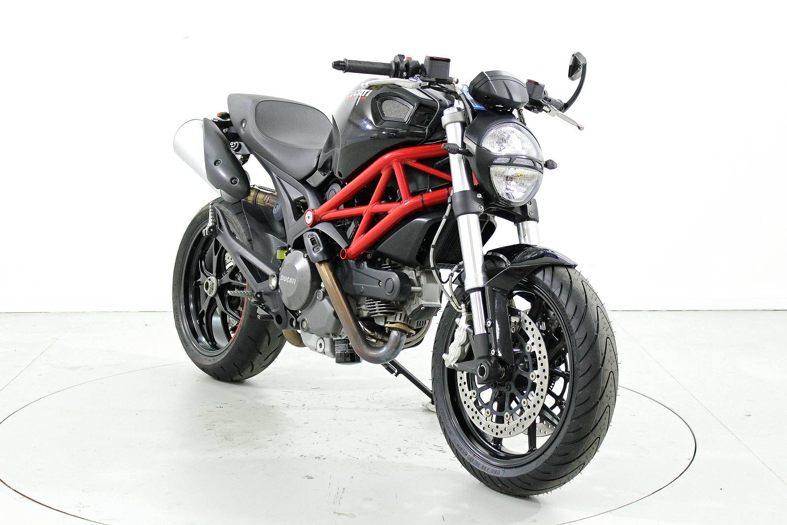 DUCATI Monster 796 ABS-image-1