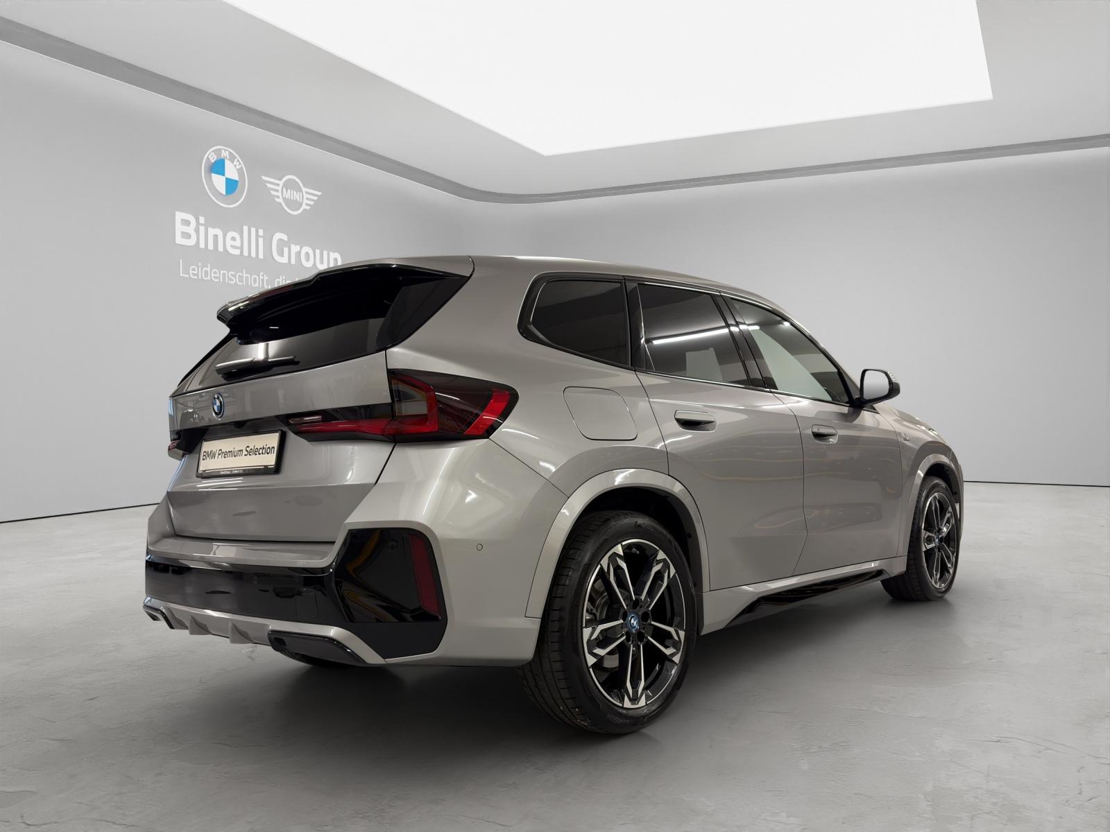BMW iX1 30 xDrive M-SportPaket-image-6