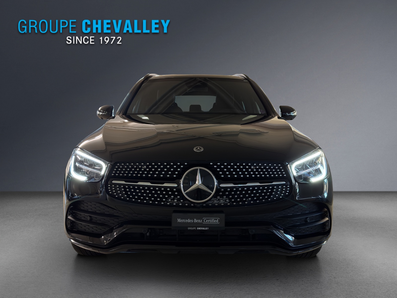 MERCEDES-BENZ GLC 300 AMG Line 4Matic-showroom-element-1