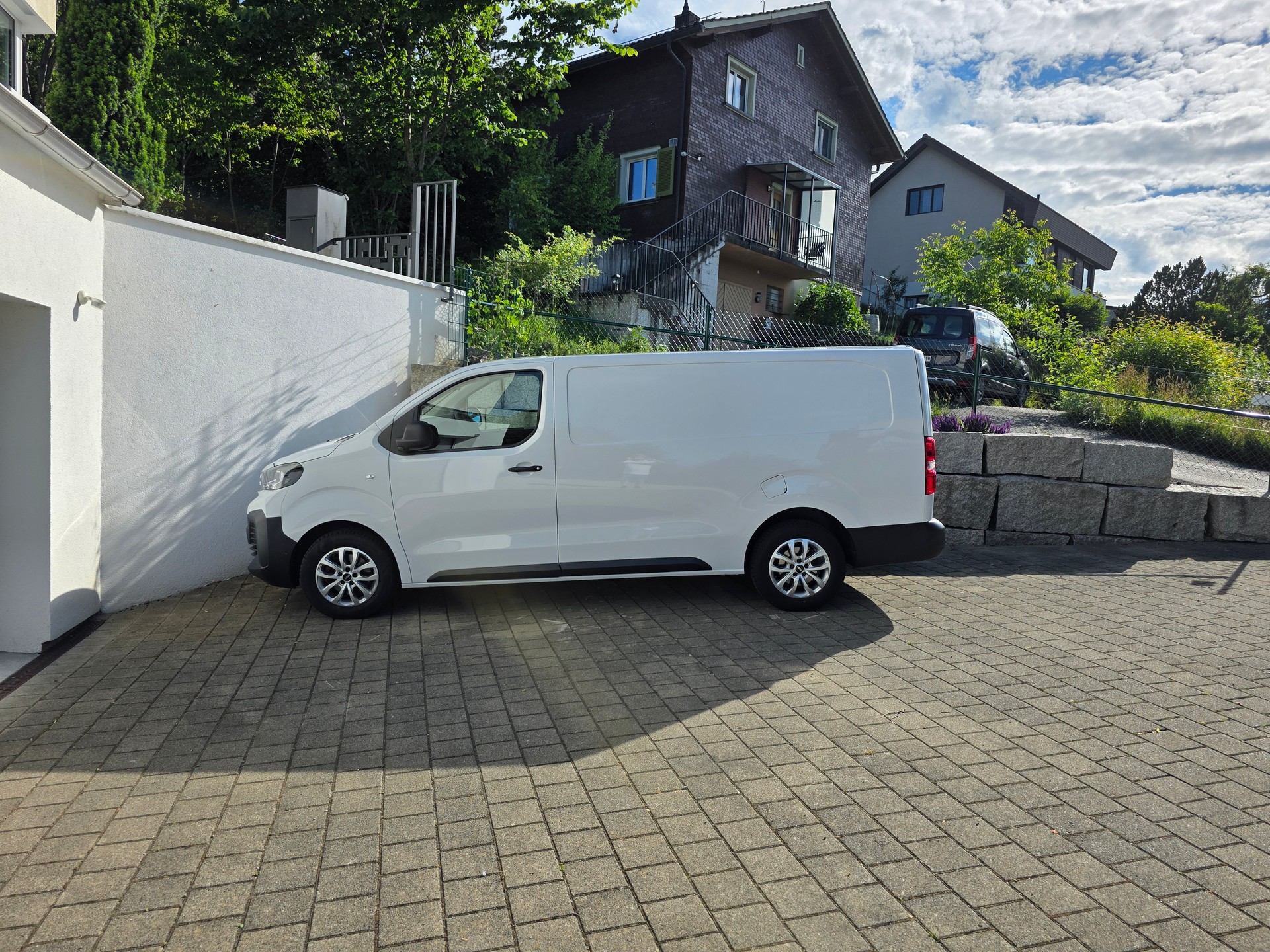 PEUGEOT 2.0 BlueHDi 145 S/S