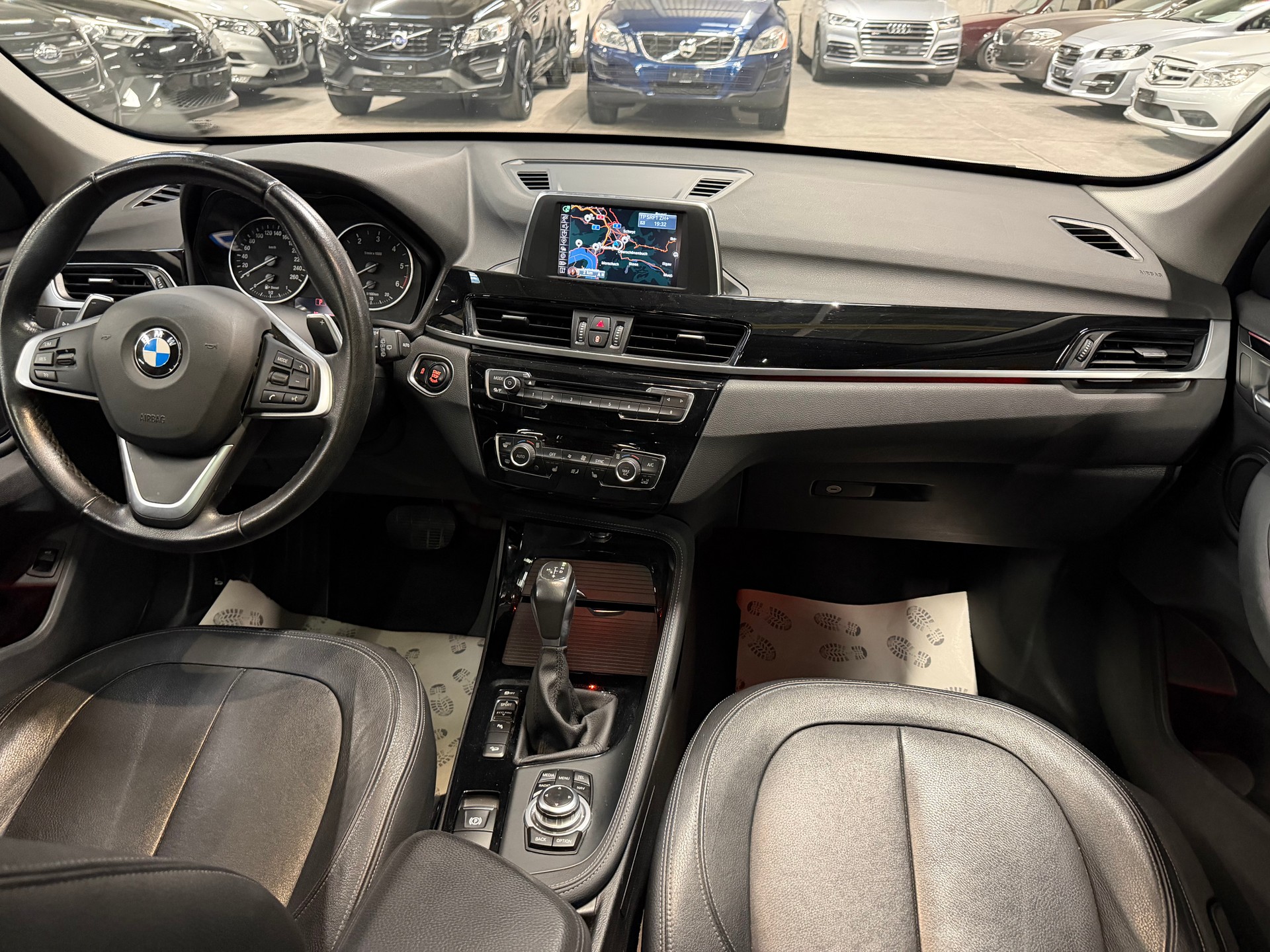 BMW X1 xDrive 20d xLine Steptronic-image-14