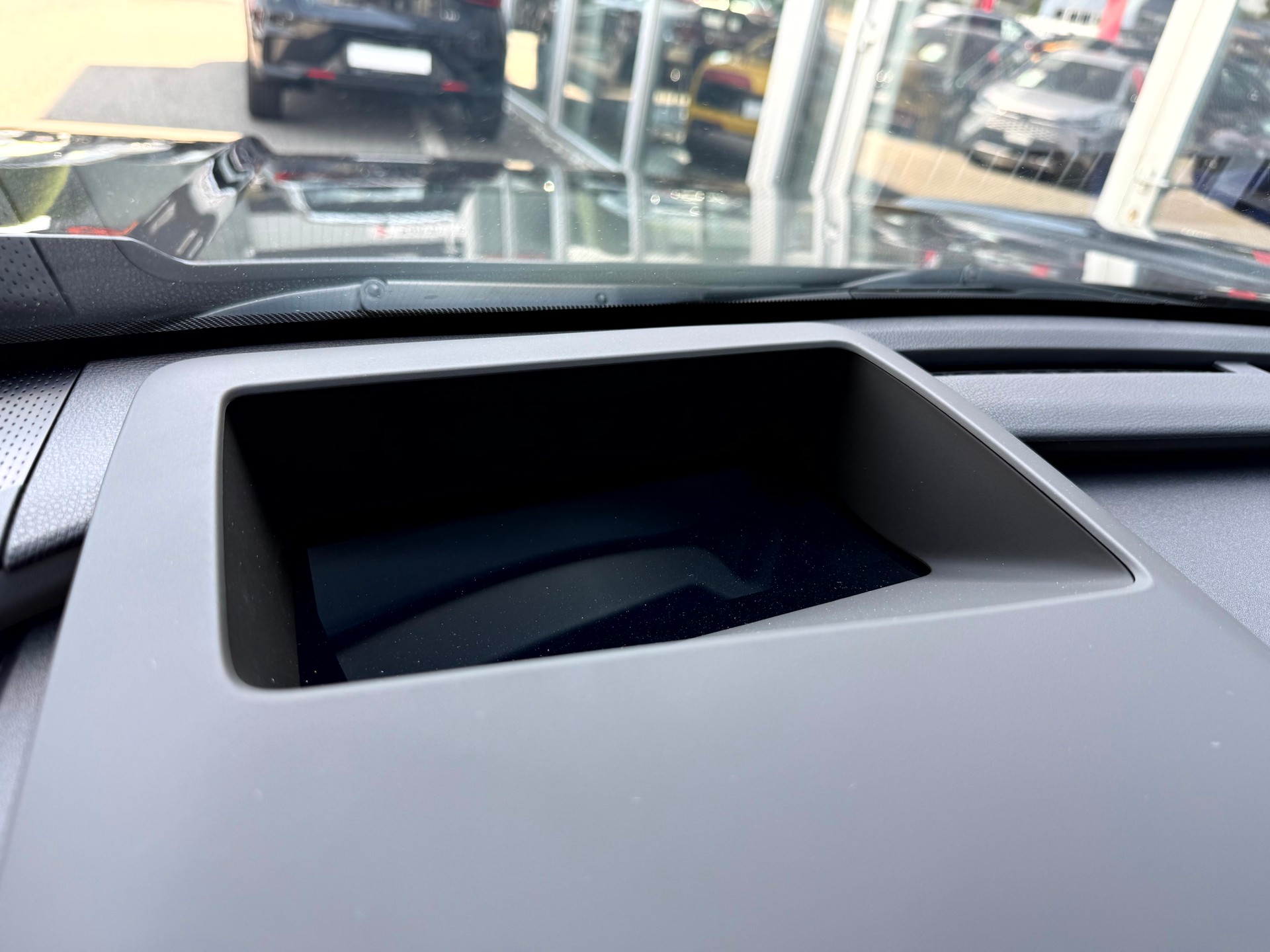 TOYOTA RAV-4 2.5 HSD Premium e-CVT AWD-image-25