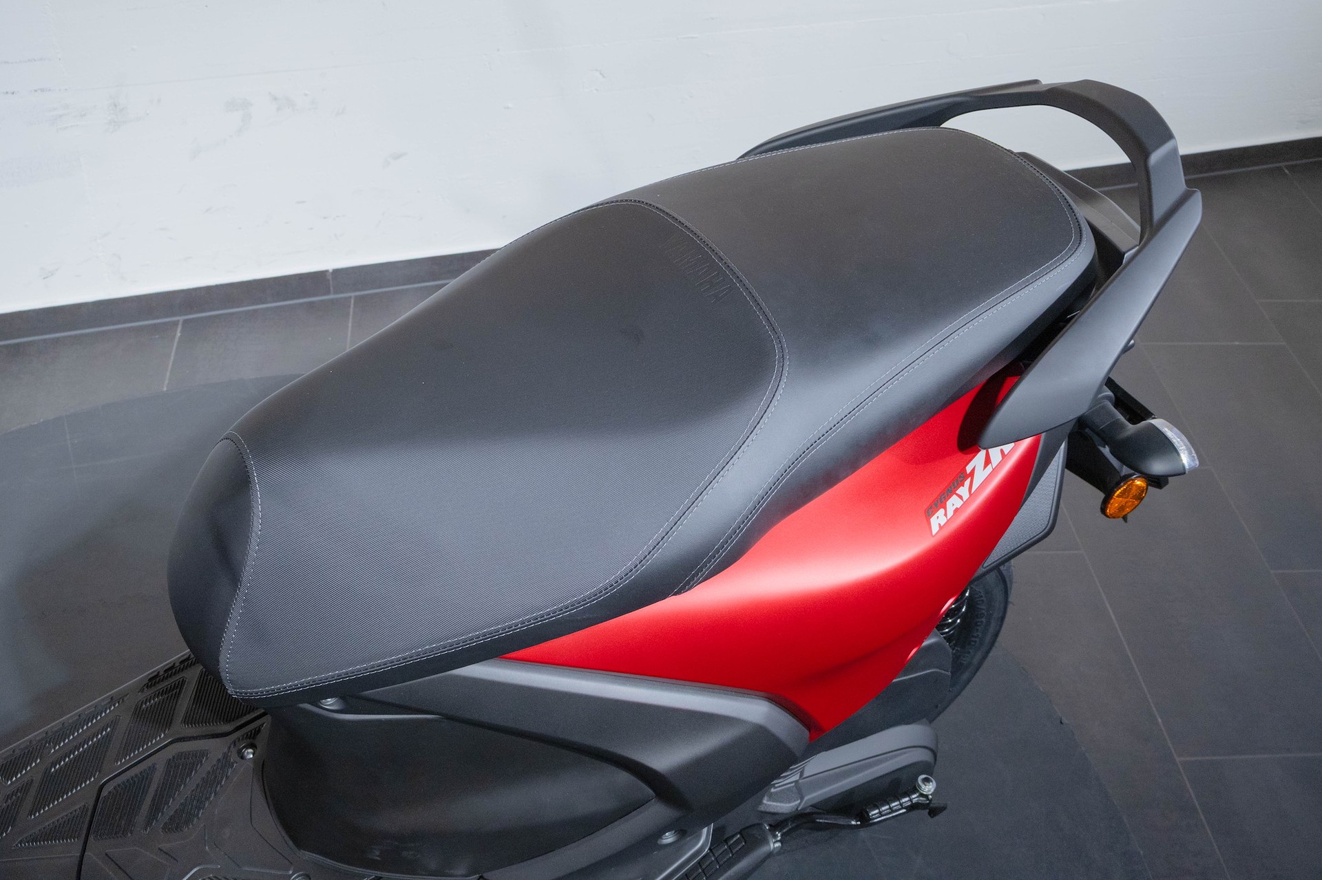 YAMAHA RayZR-image-15