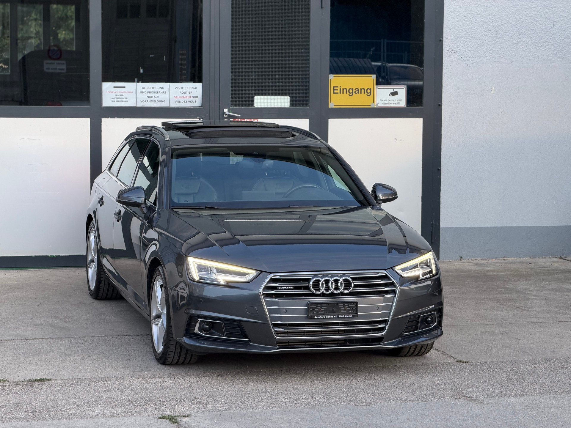 AUDI A4 Avant 2.0 TFSI Sport quattro S-tronic-showroom-element-3
