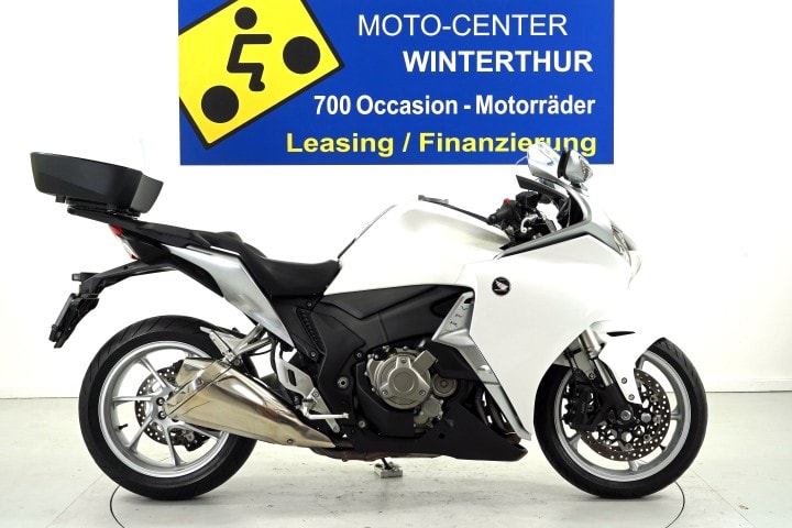 HONDA VFR 1200 FD-image-0