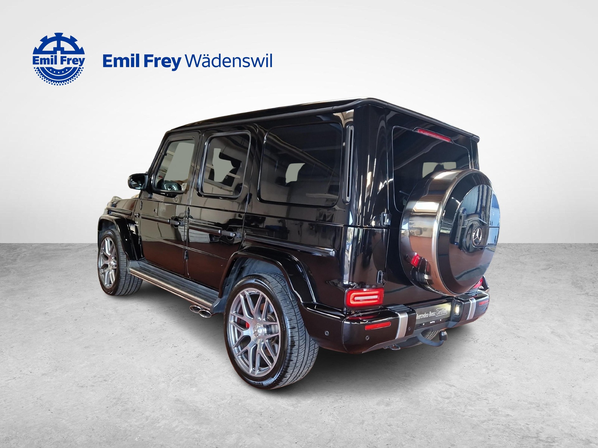 MERCEDES-BENZ G 63 AMG-showroom-element-2