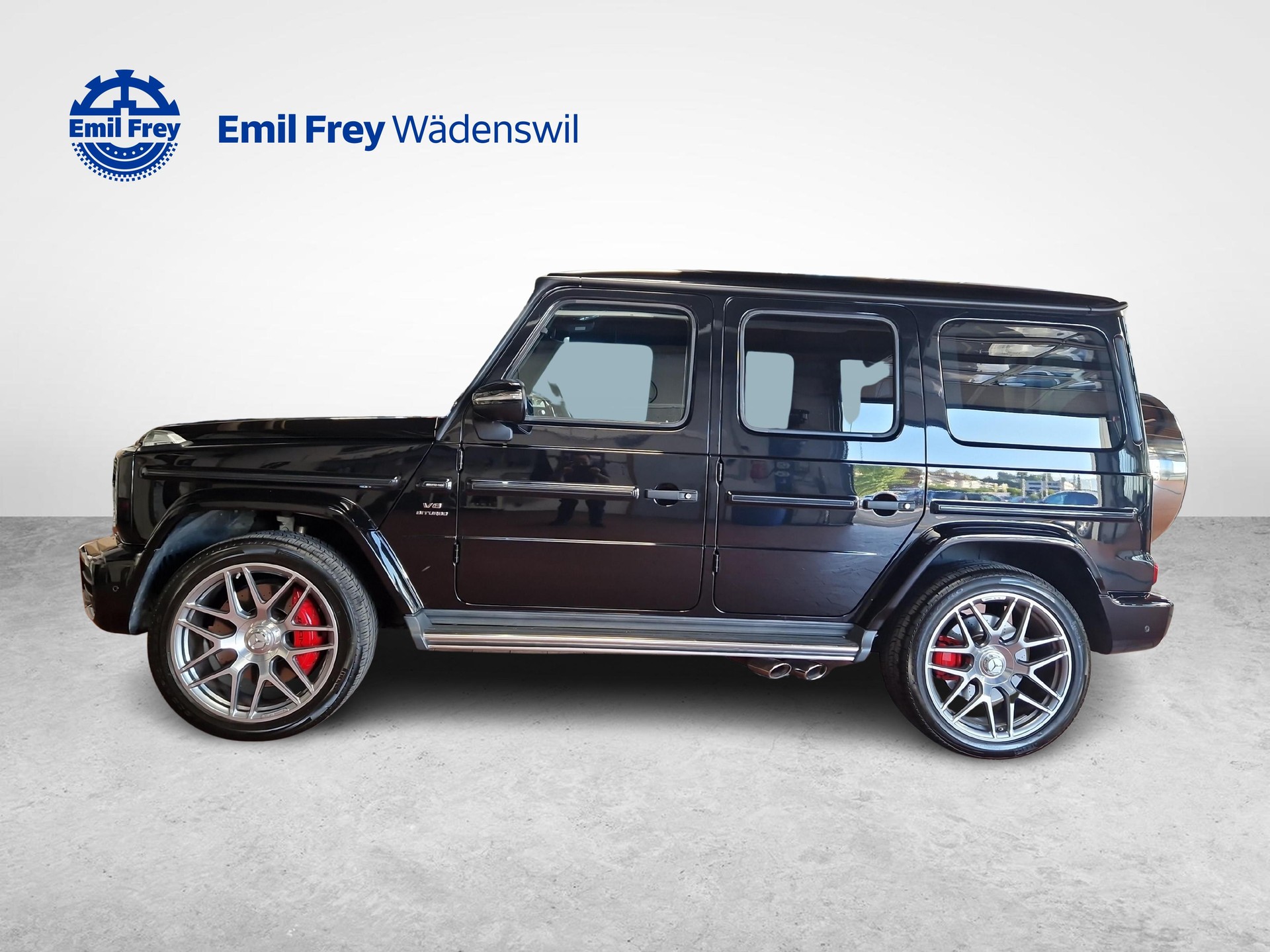 MERCEDES-BENZ G 63 AMG-showroom-element-1
