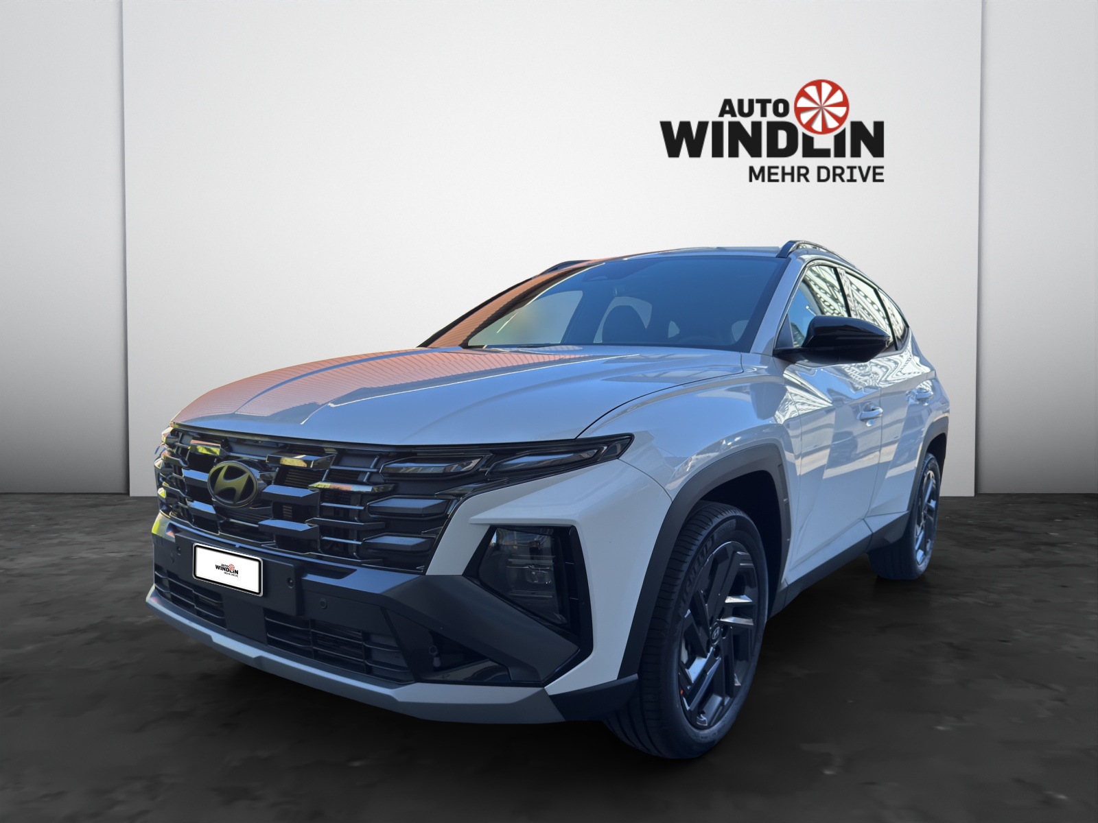 HYUNDAI Tucson 1.6 T-GDi HEV Origo Blackline 4WD MY27-showroom-element-1