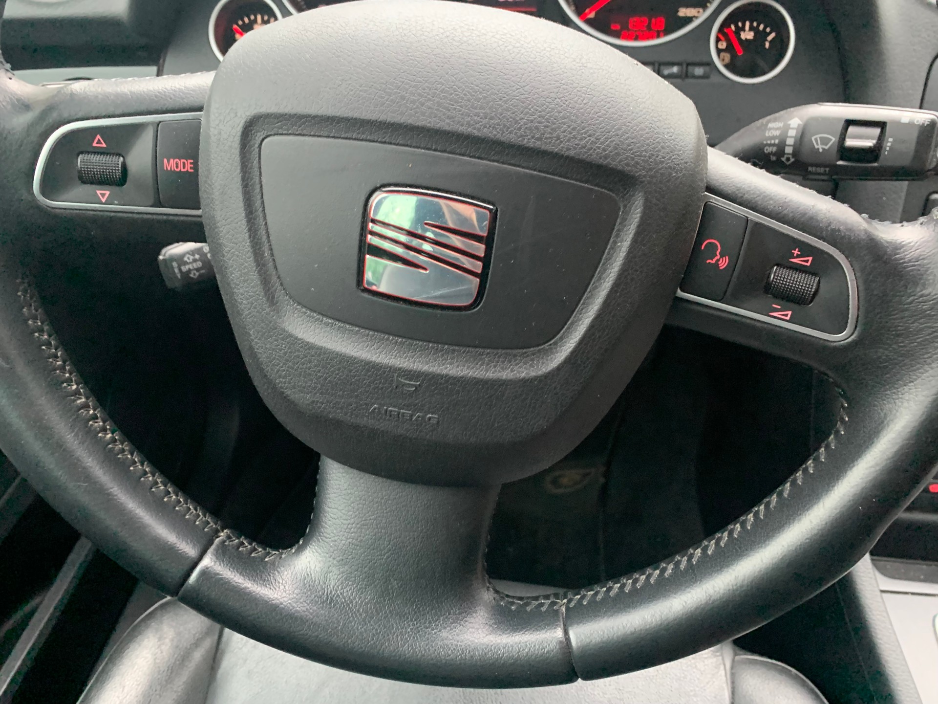 SEAT Exeo ST 2.0 TSI Advantage-image-6