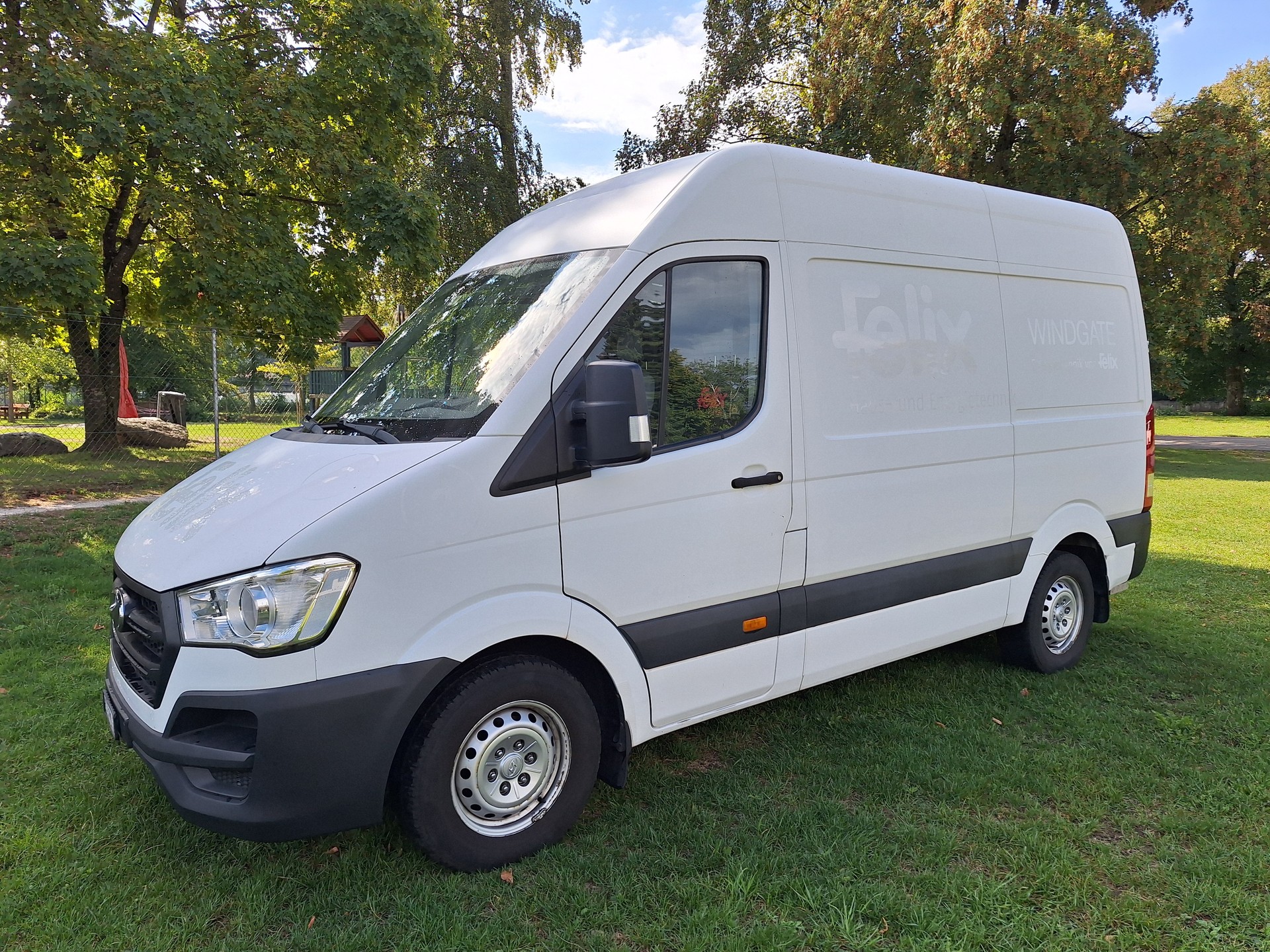 HYUNDAI H350 2.5 CRDi Amplia L1