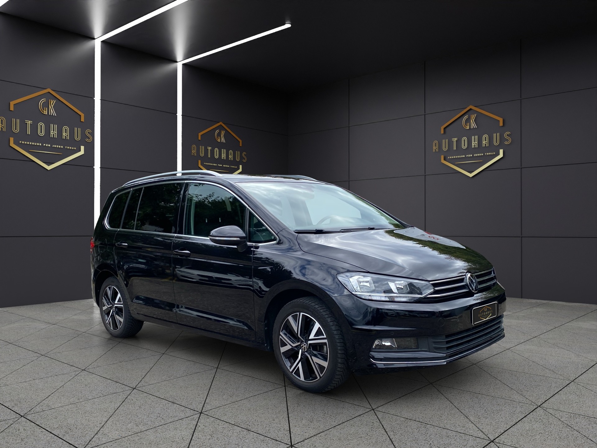 VW Touran 1.5 TSI EVO Comfortline DSG 7 Sitze-image-7
