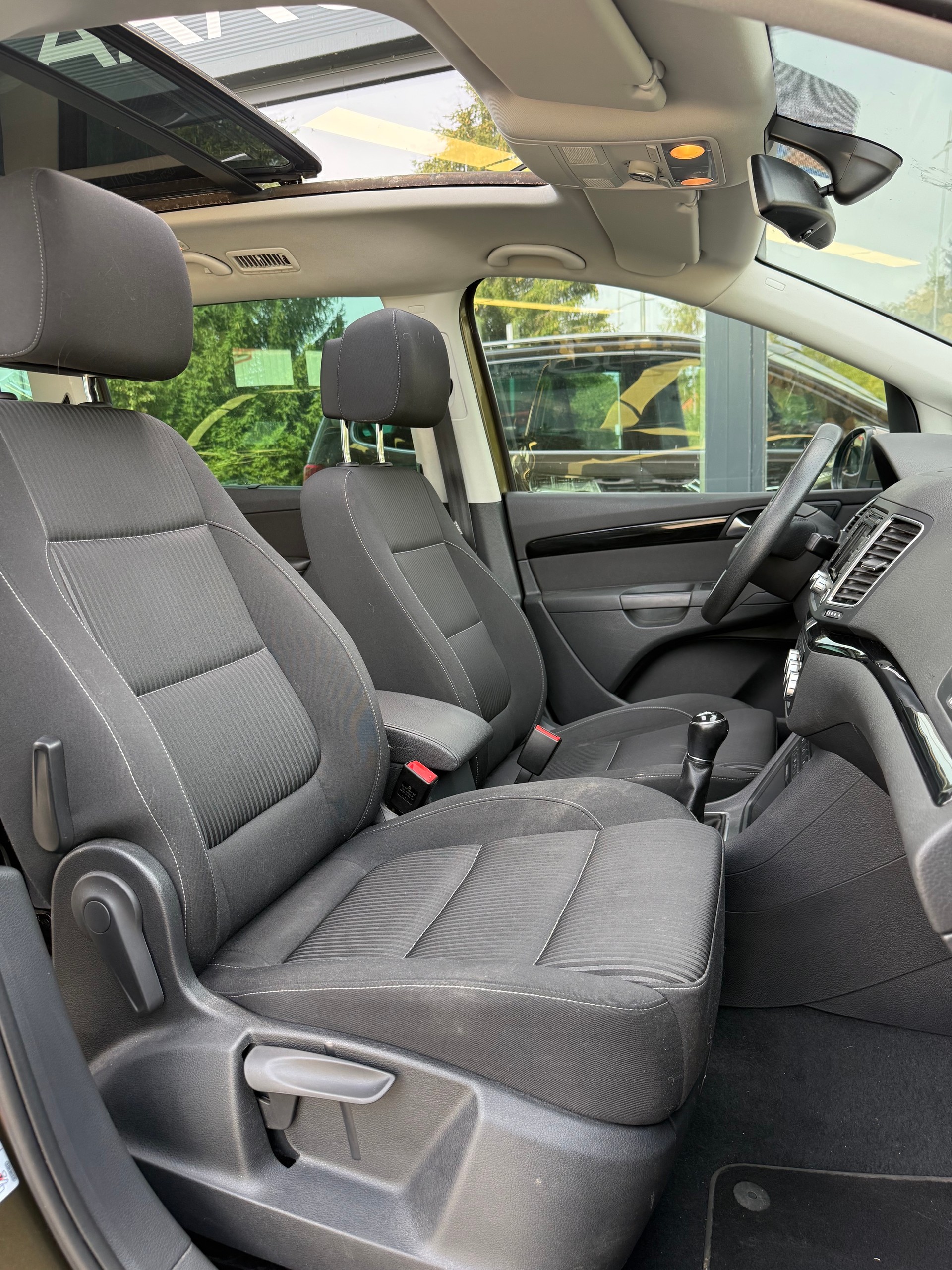 SEAT Alhambra 2.0 TDI Style 4x4 7 Places-image-10