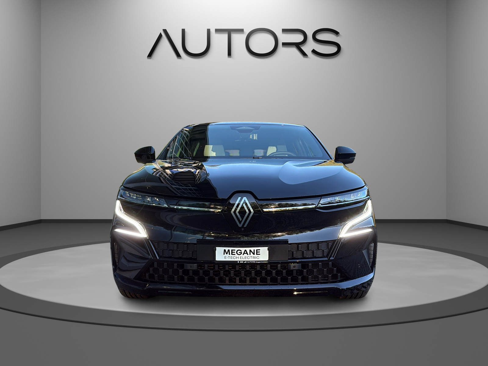RENAULT Mégane E-TECH EV60 Iconic-showroom-element-1