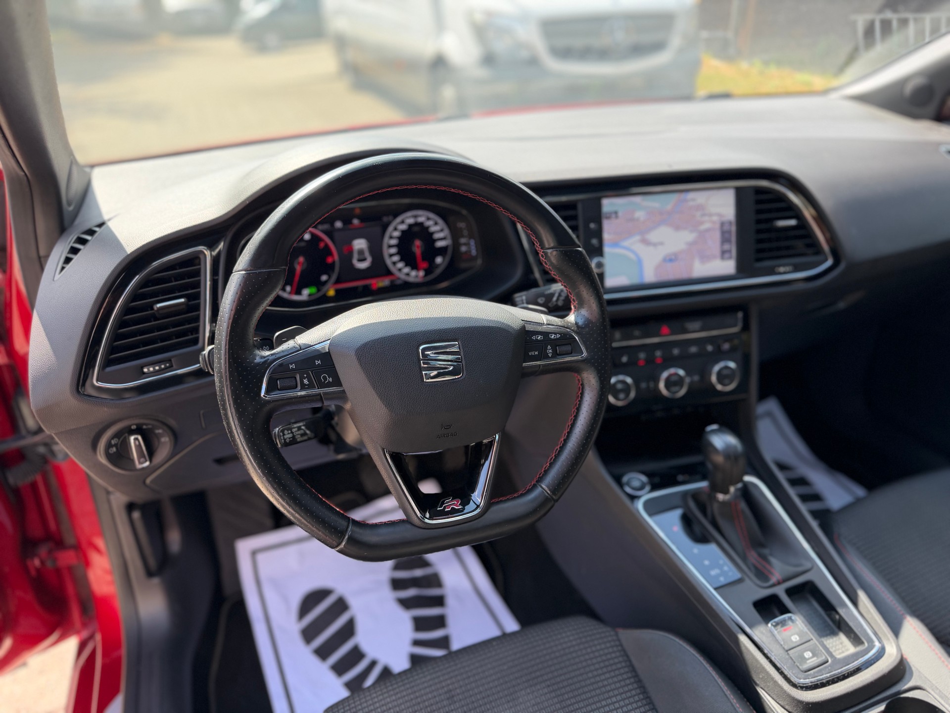 SEAT Leon 1.5 TSI EVO FR ACT FR DSG-image-7