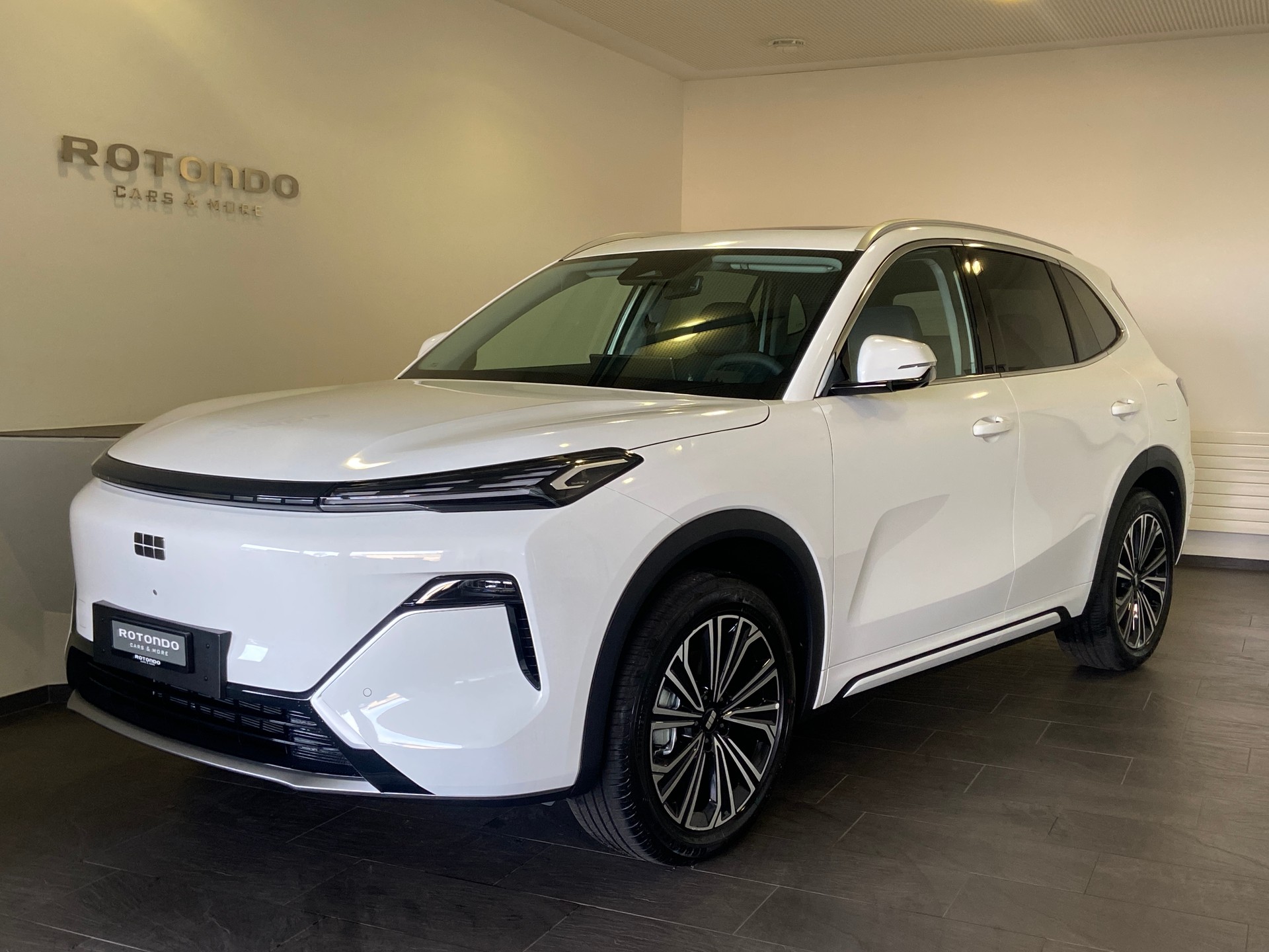 GEELY Starray MAX+ PHEV