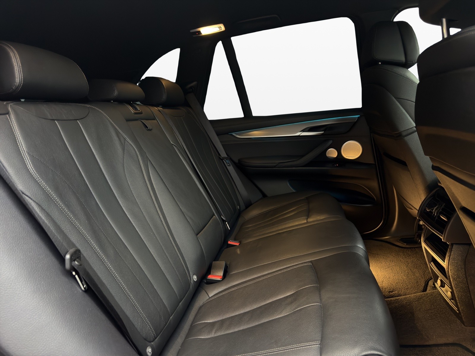 BMW X5 xDrive 40d Pure M Sport Steptronic-image-18