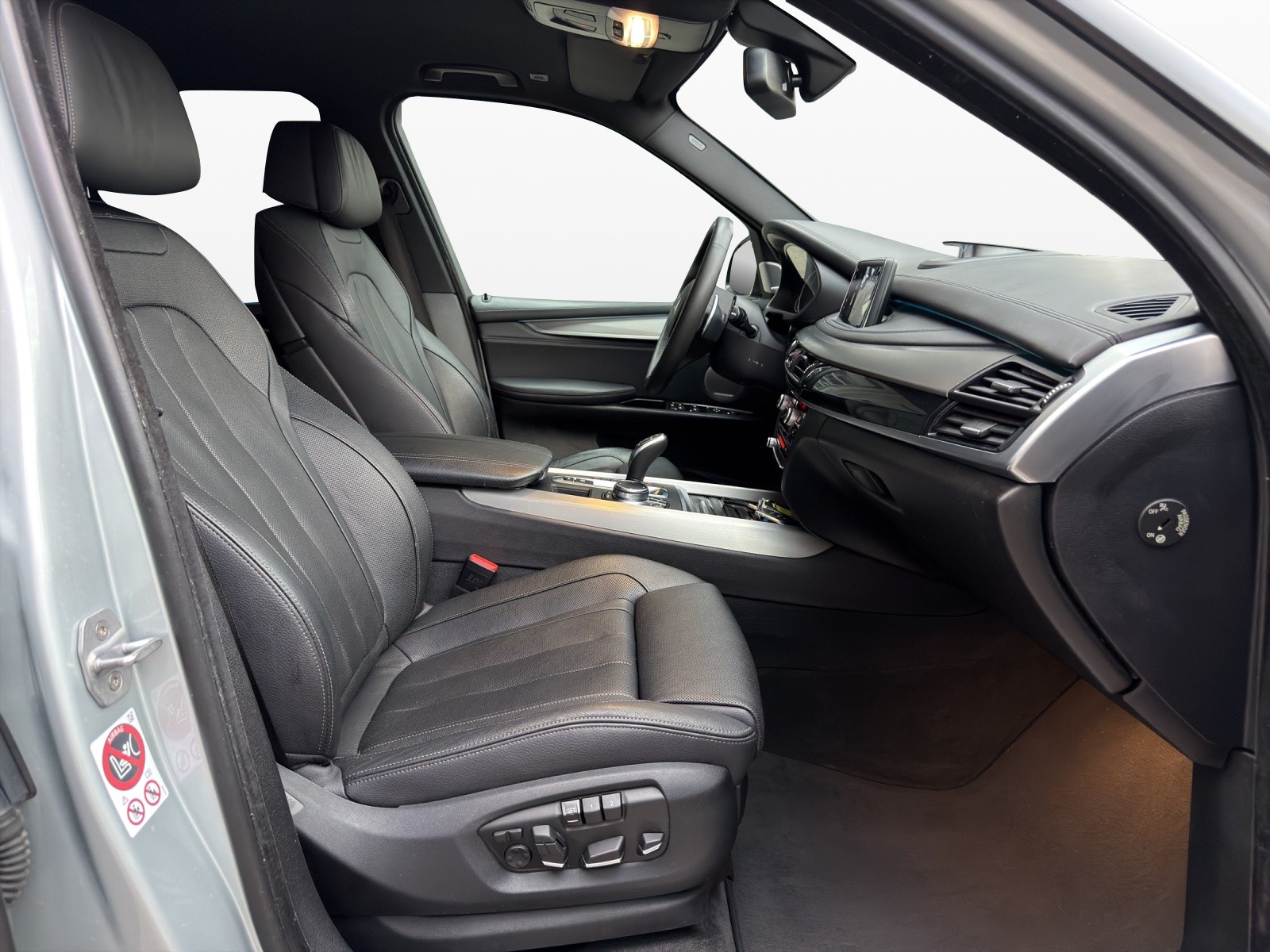 BMW X5 xDrive 40d Pure M Sport Steptronic-image-14