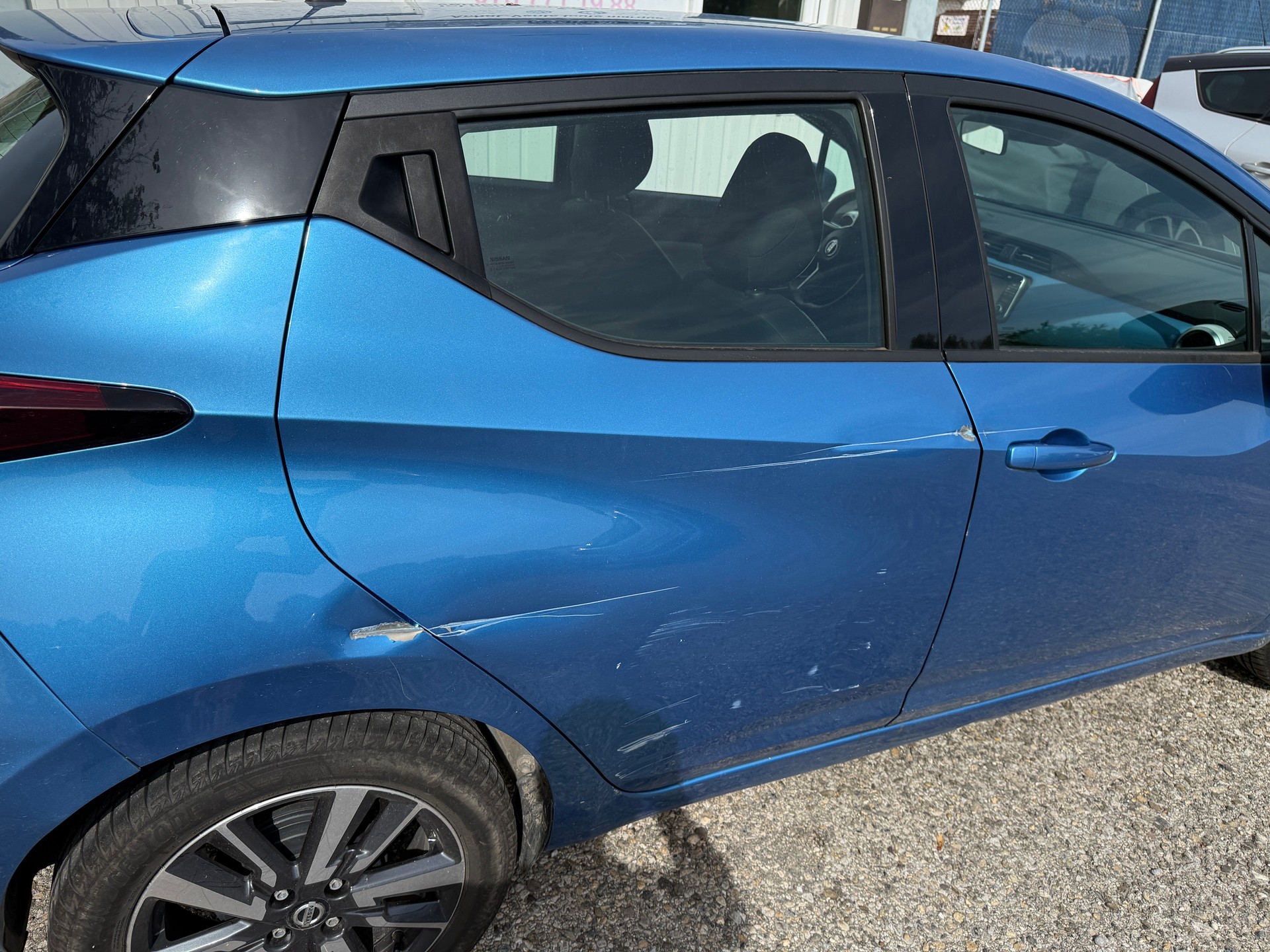NISSAN Micra 1.0 acenta-image-2