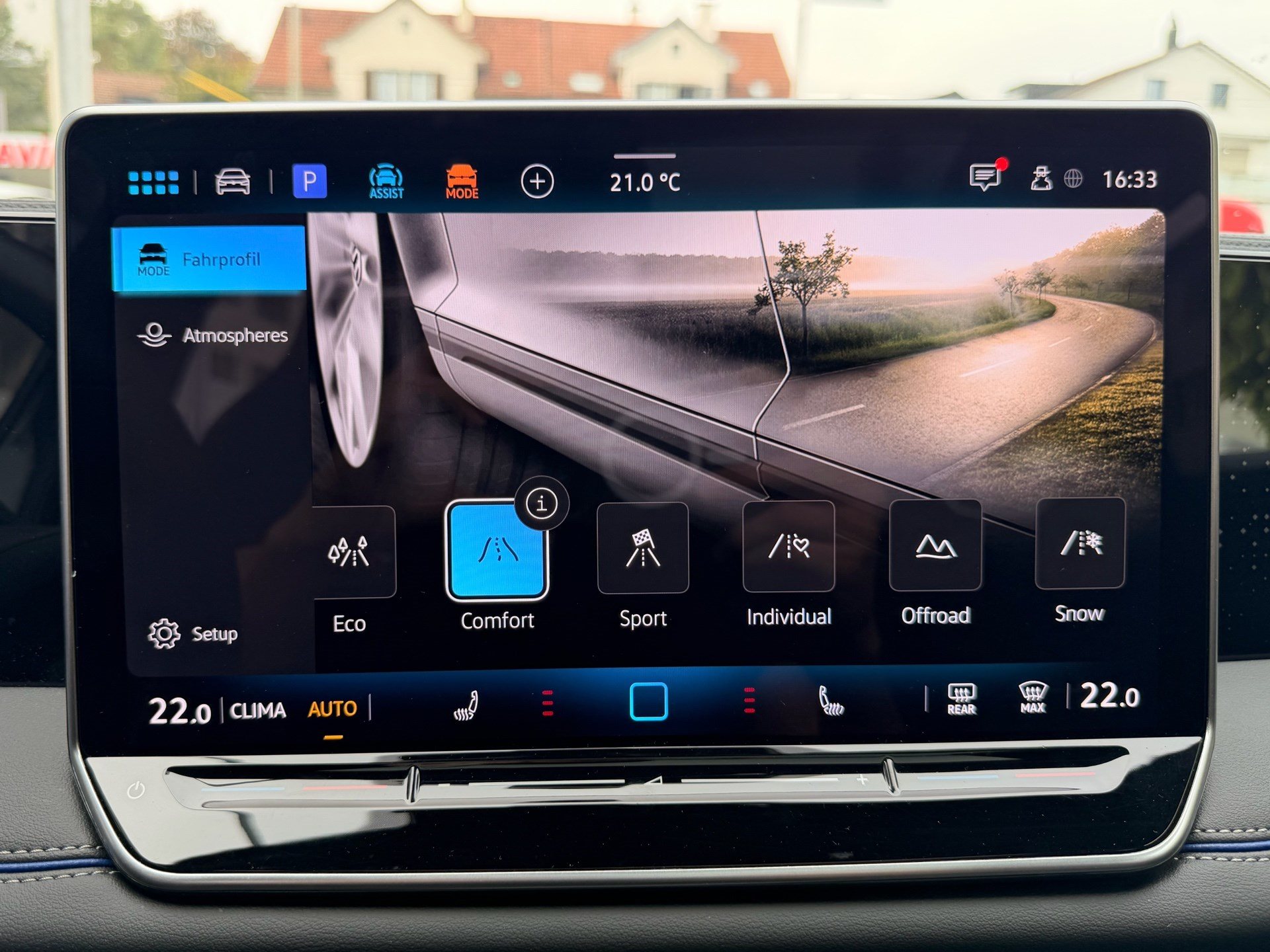 VW Tiguan 2.0 TSI 265PS 4Motion R-Line ***PANORAMADACH***-image-13