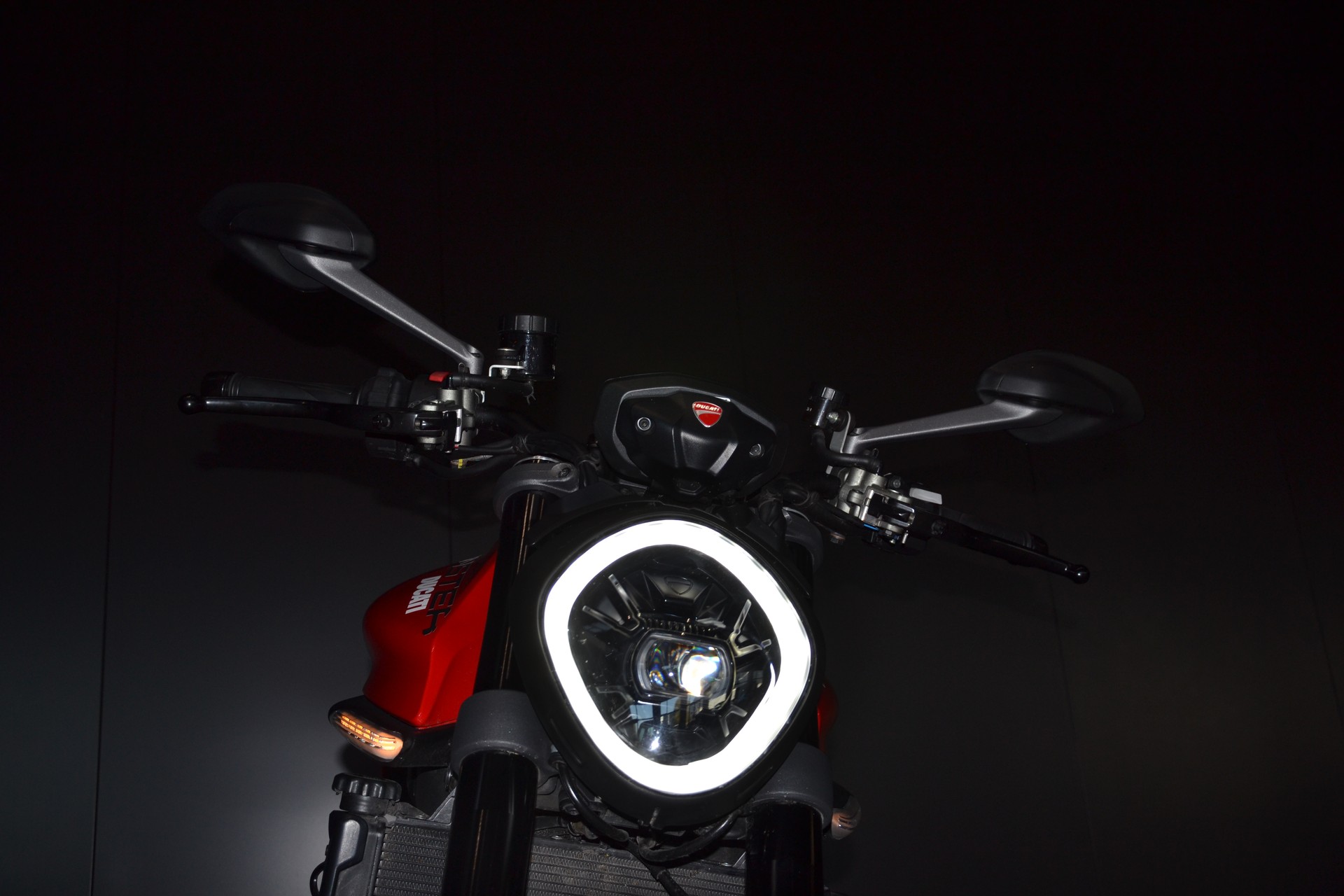 DUCATI Monster + 937-image-13